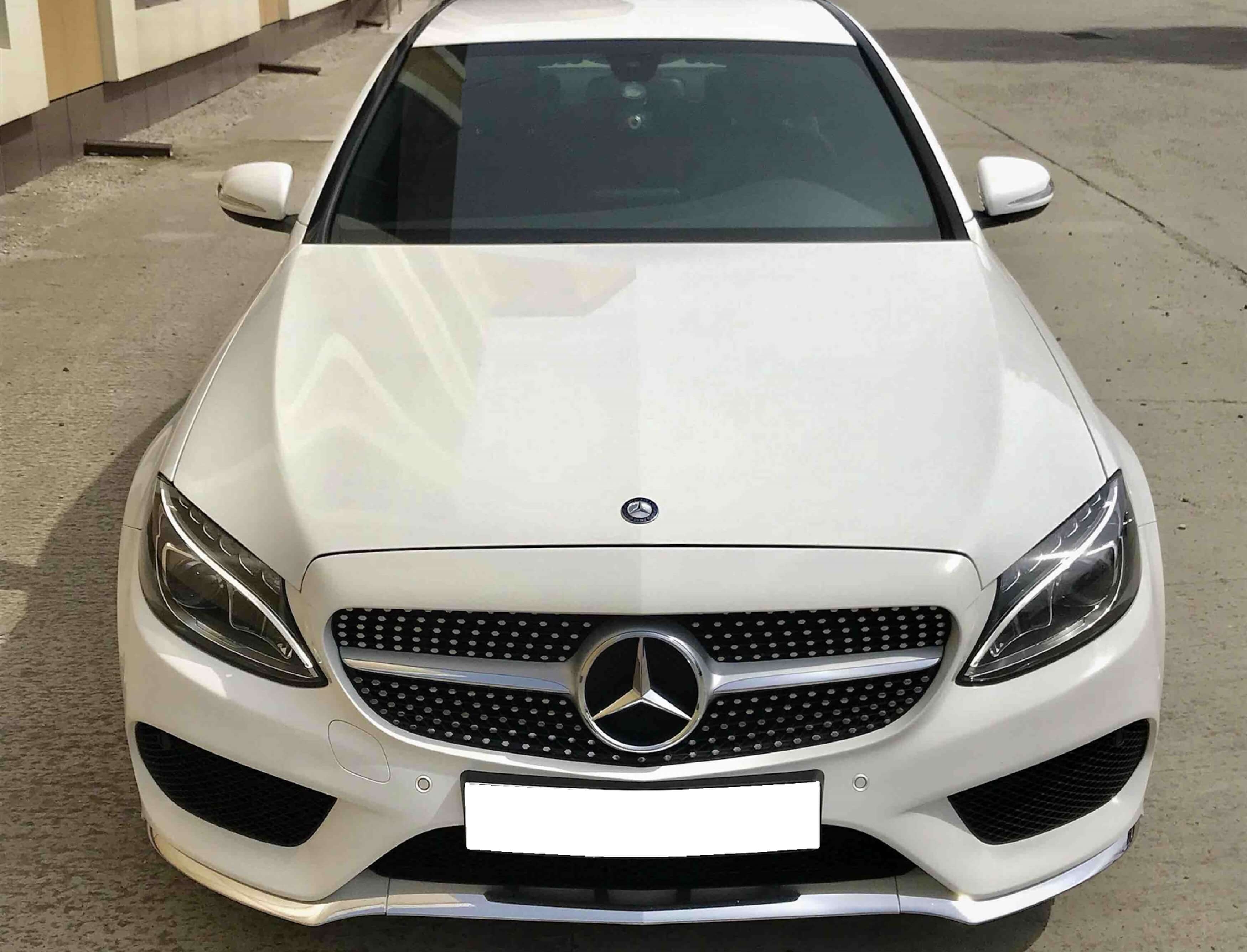 Решітка радіатора Diamond Silver (з місцем під камеру) на Mercedes-Benz C-Class W205 2014-2018 року 4