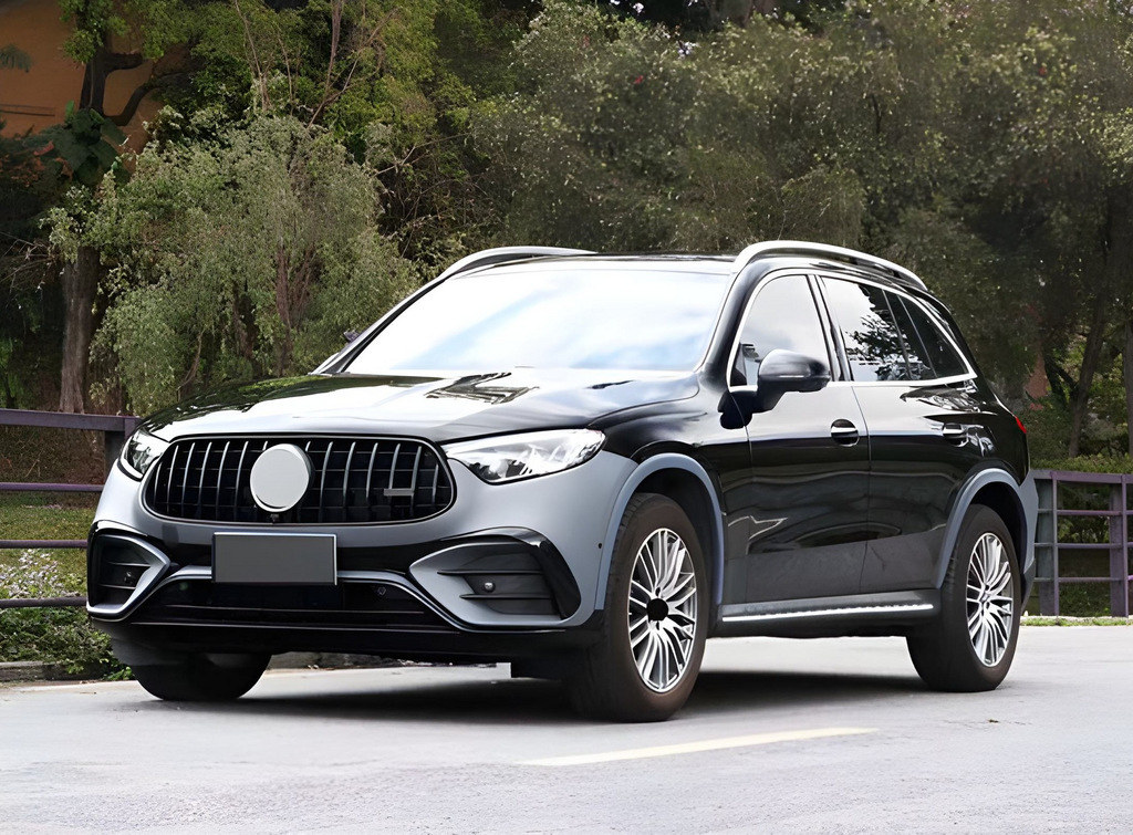 Передній бампер в зібраному вигляді GLC63 AMG 3