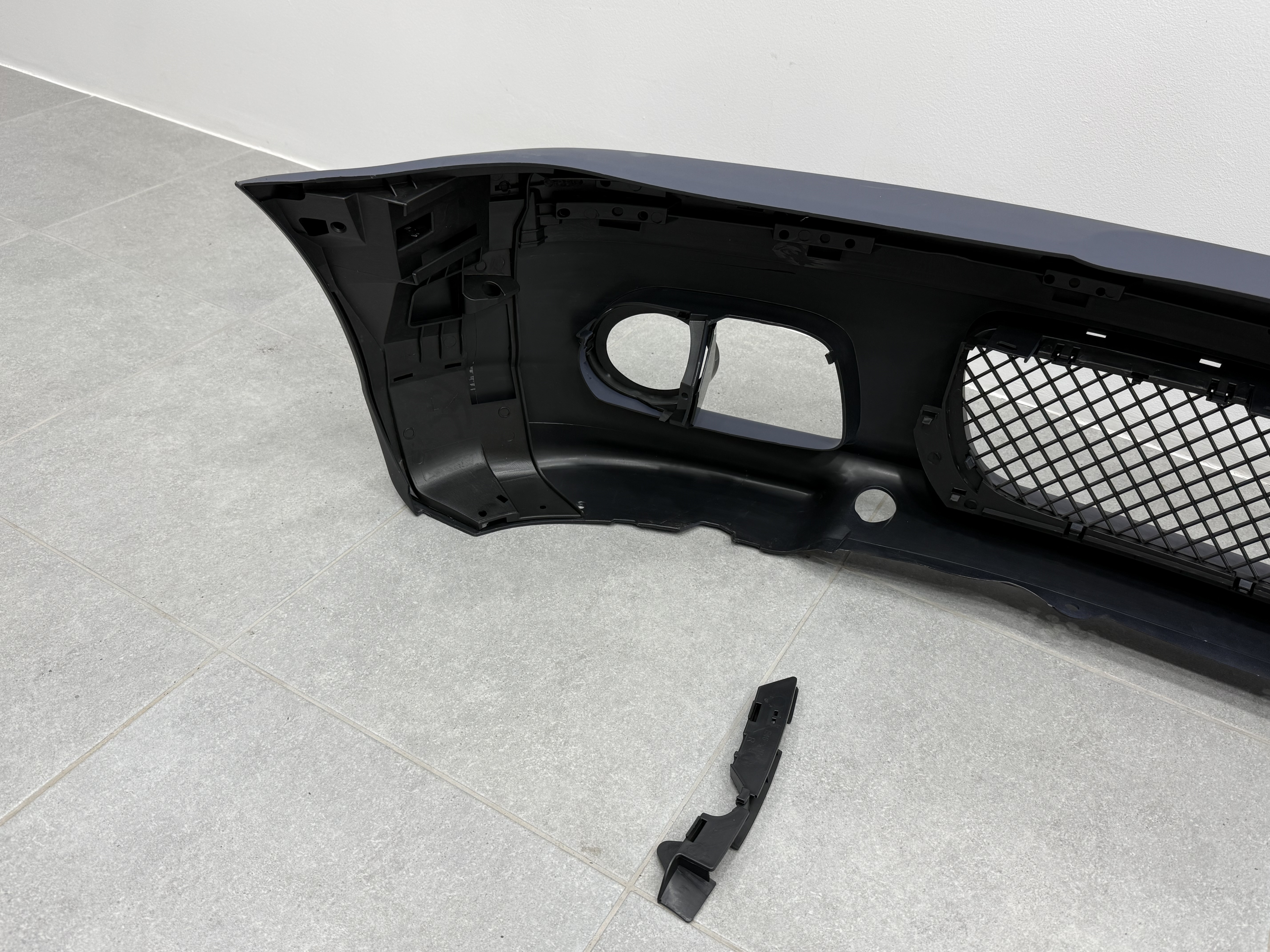 Бампер передній M Paket BMW 3 Series E46 Coupe 1999-2006 3