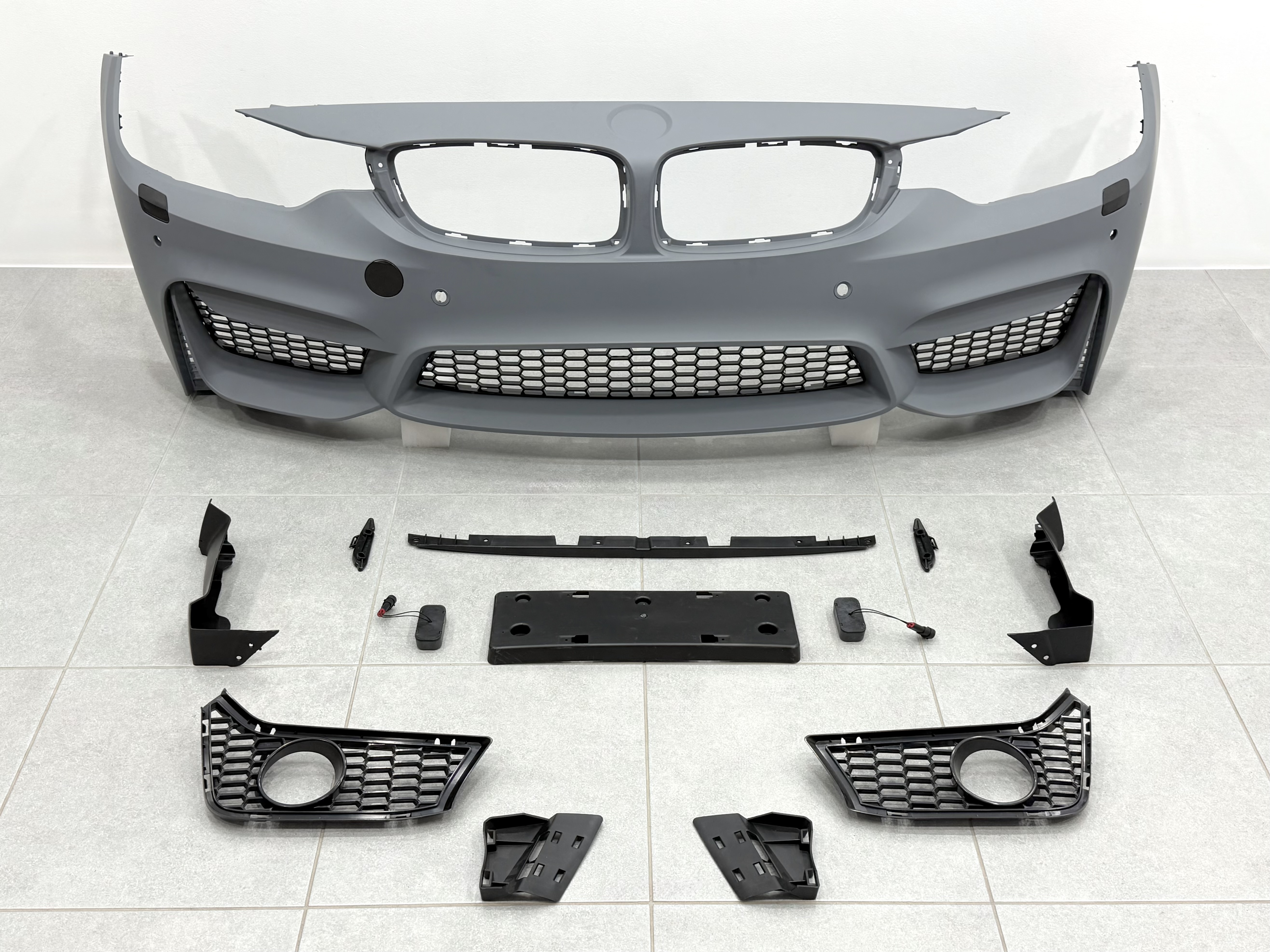 Комплект обвісу M4 для BMW 4 series F36 Gran Copue 2013-2020 6