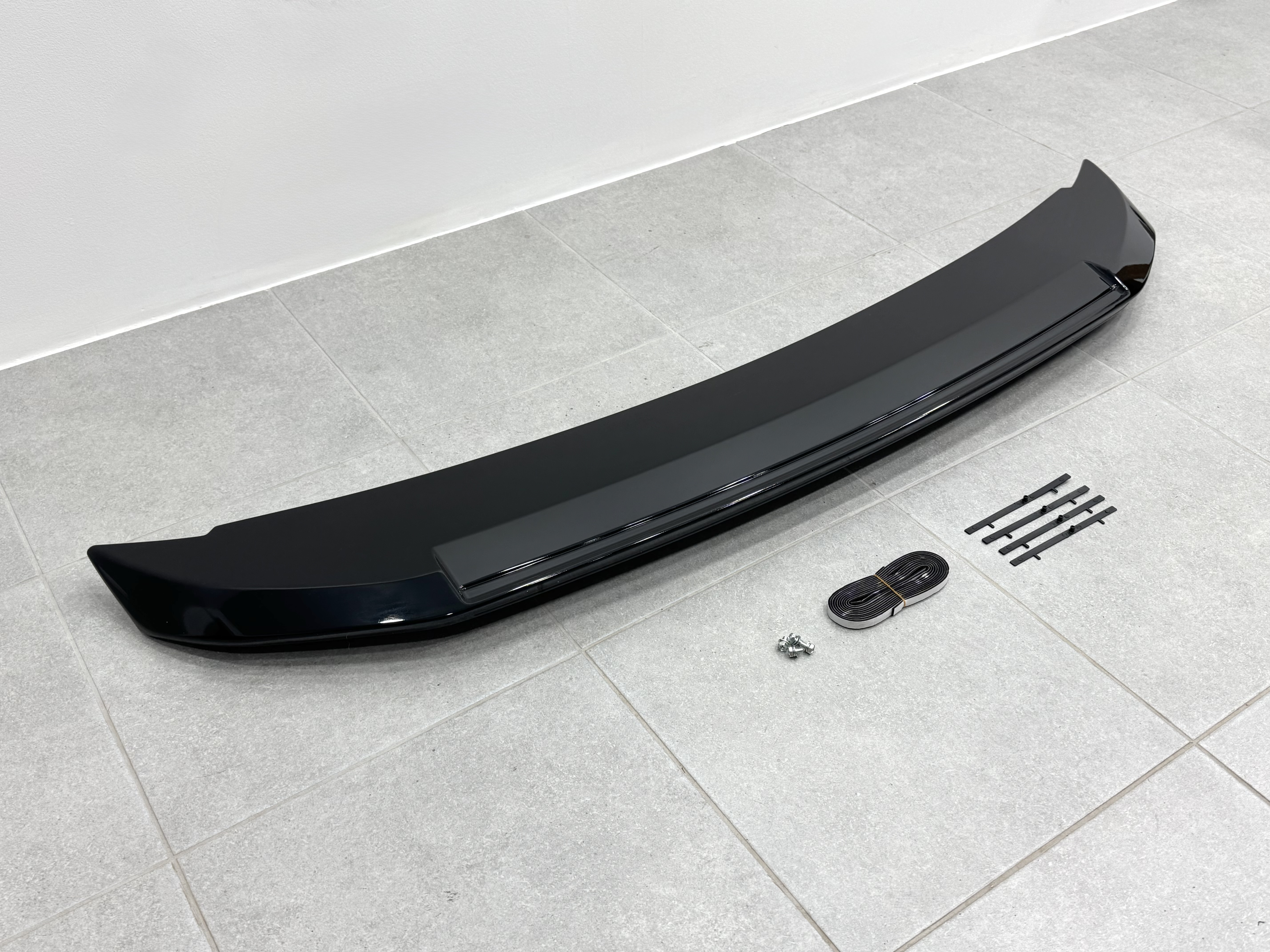 Спойлер багажника Ford Mustang 2010-2014 ABS пластик, колір чорний глянець 3