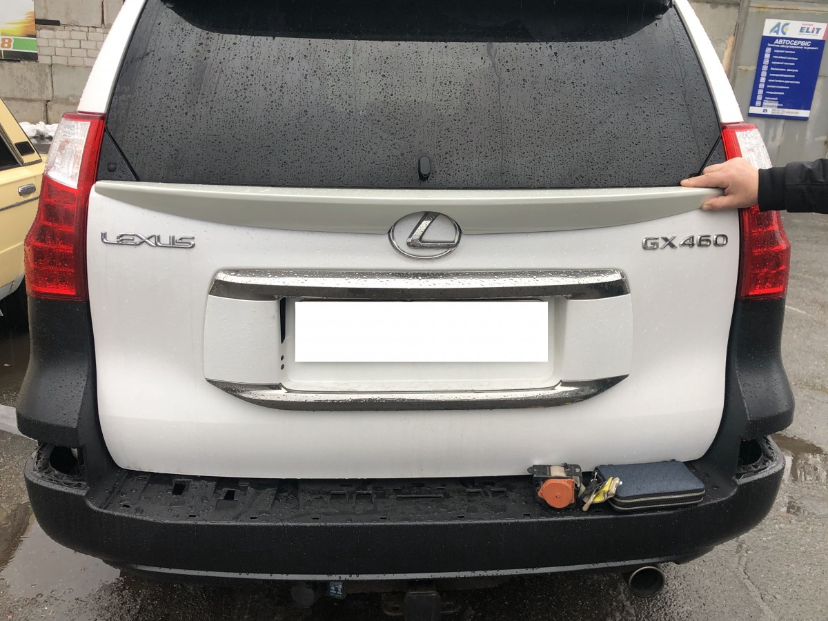 Спойлер під скло Lexus GX 460 10- / Toyota Land Cruiser Prado 150 2009- під фарбування 6