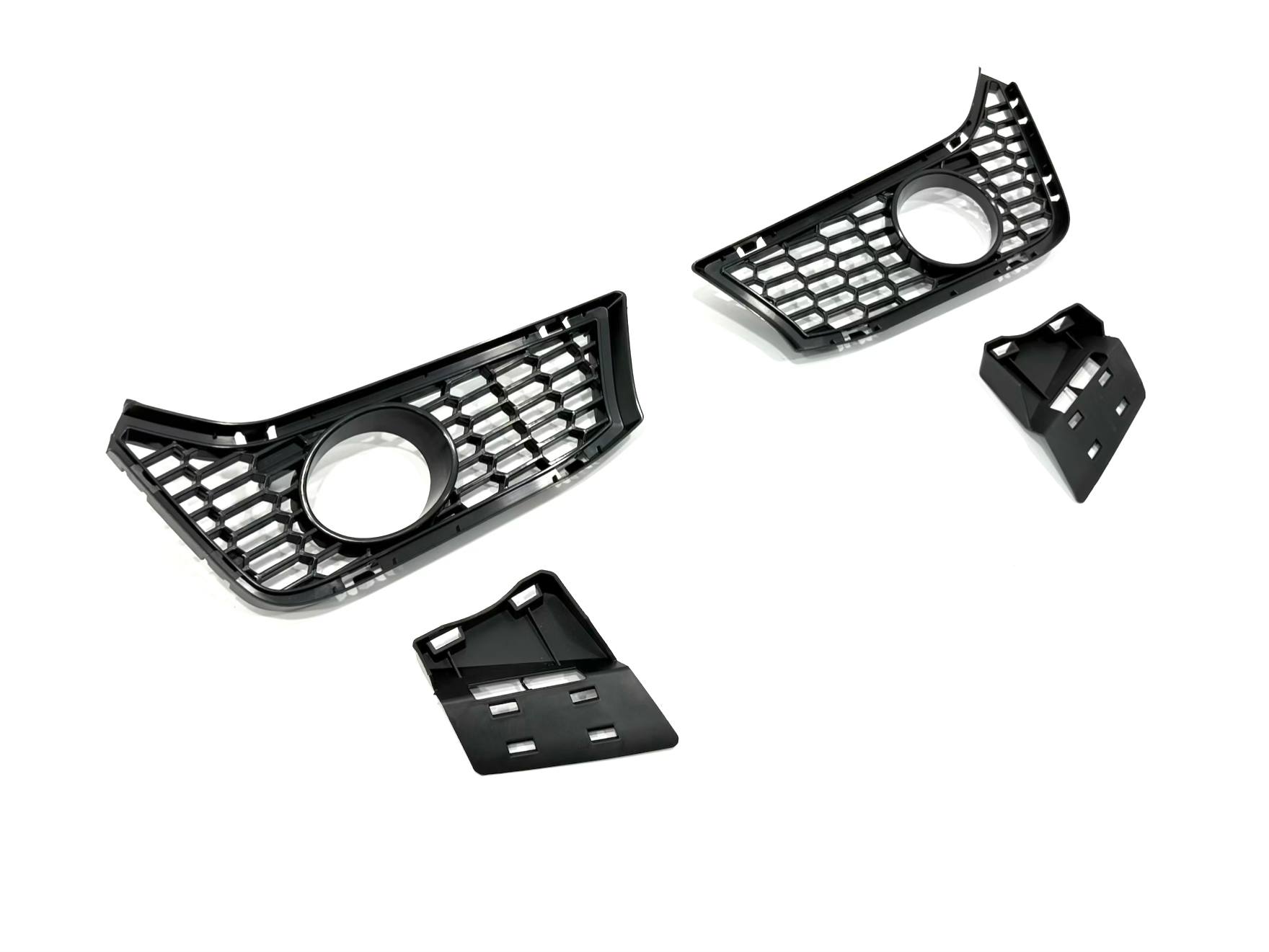 Решітки в бампер під протитуманні фари M3 look BMW 3 series F30 / F31 2012-2018 L+R 3