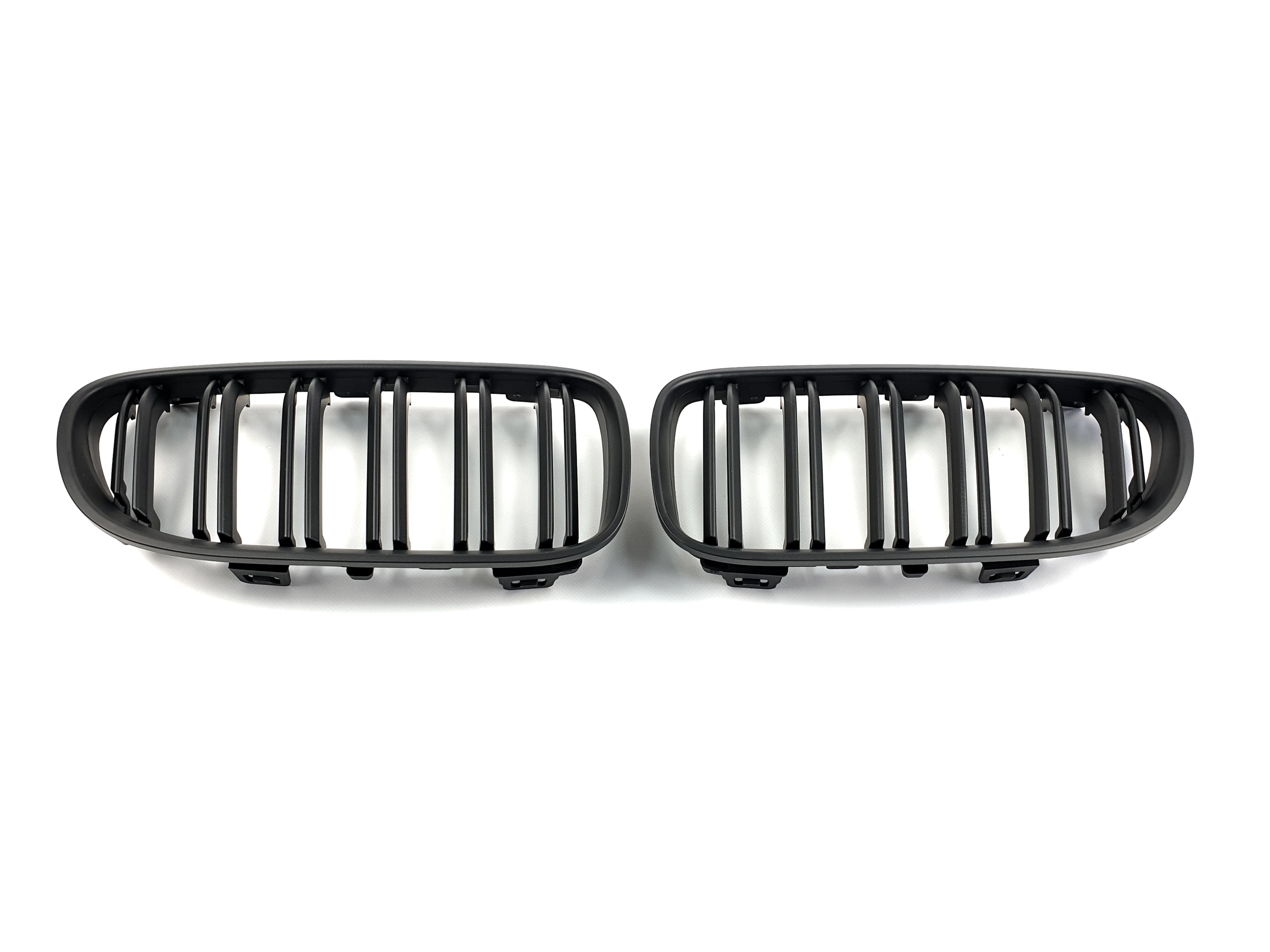 Ніздрі Чорний мат (Подвійні M-Look) на BMW 3 Series E92 / E93 2010-2013 року 2