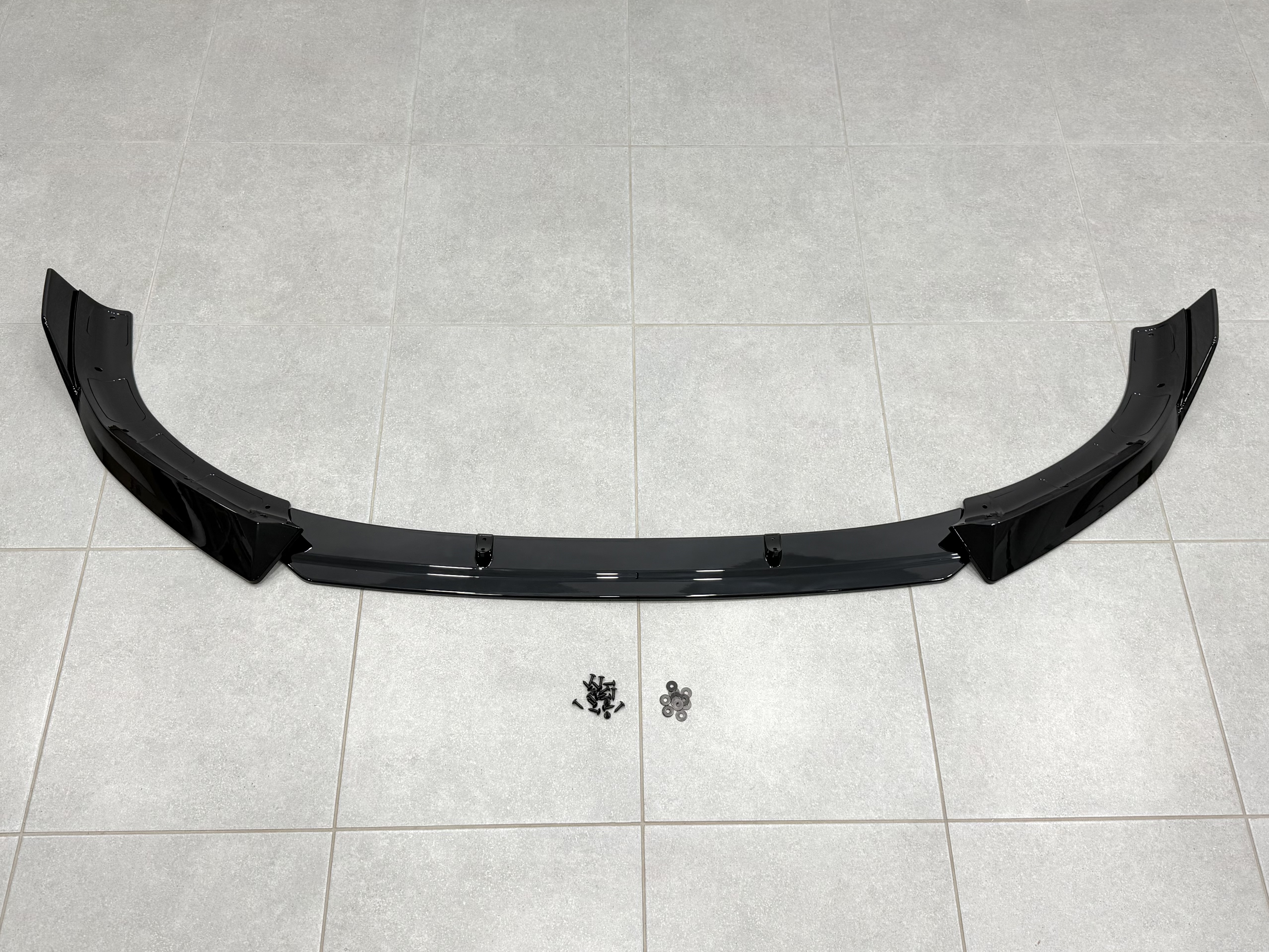 Юбка переднього бампера M-Performance для BMW X1 U11 U12 2022- ABS пластик, чорний глянець 3