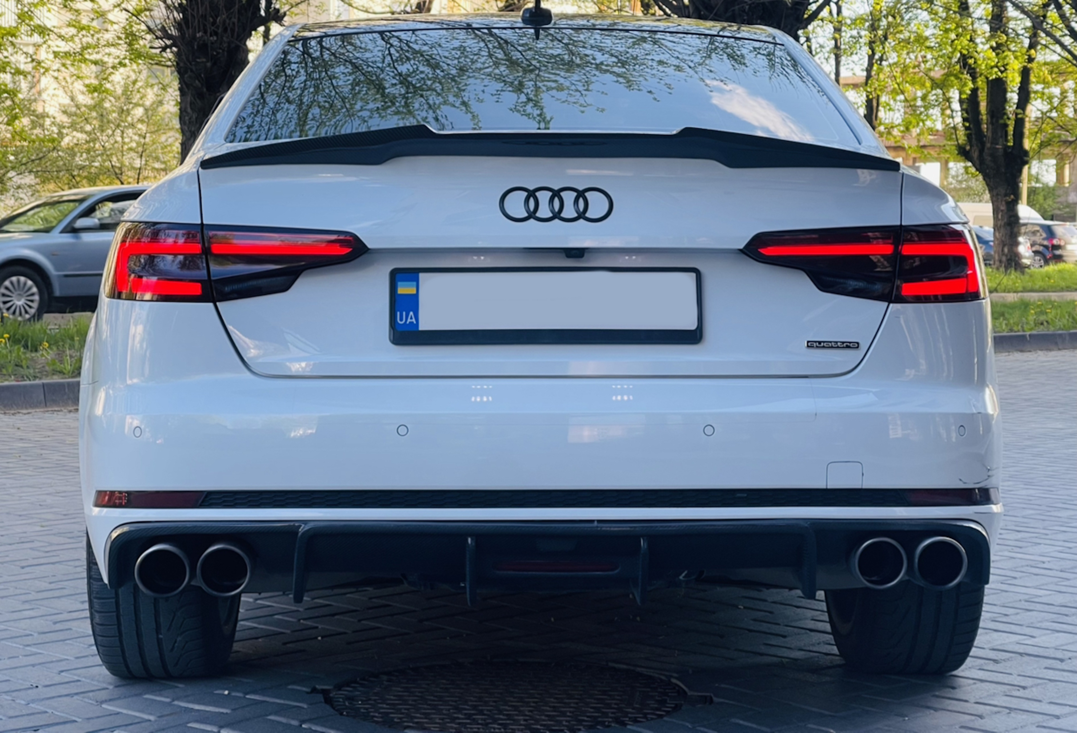 Спойлер Чорний глянець V1 на Audi A4 B9 2015-2019 року 5