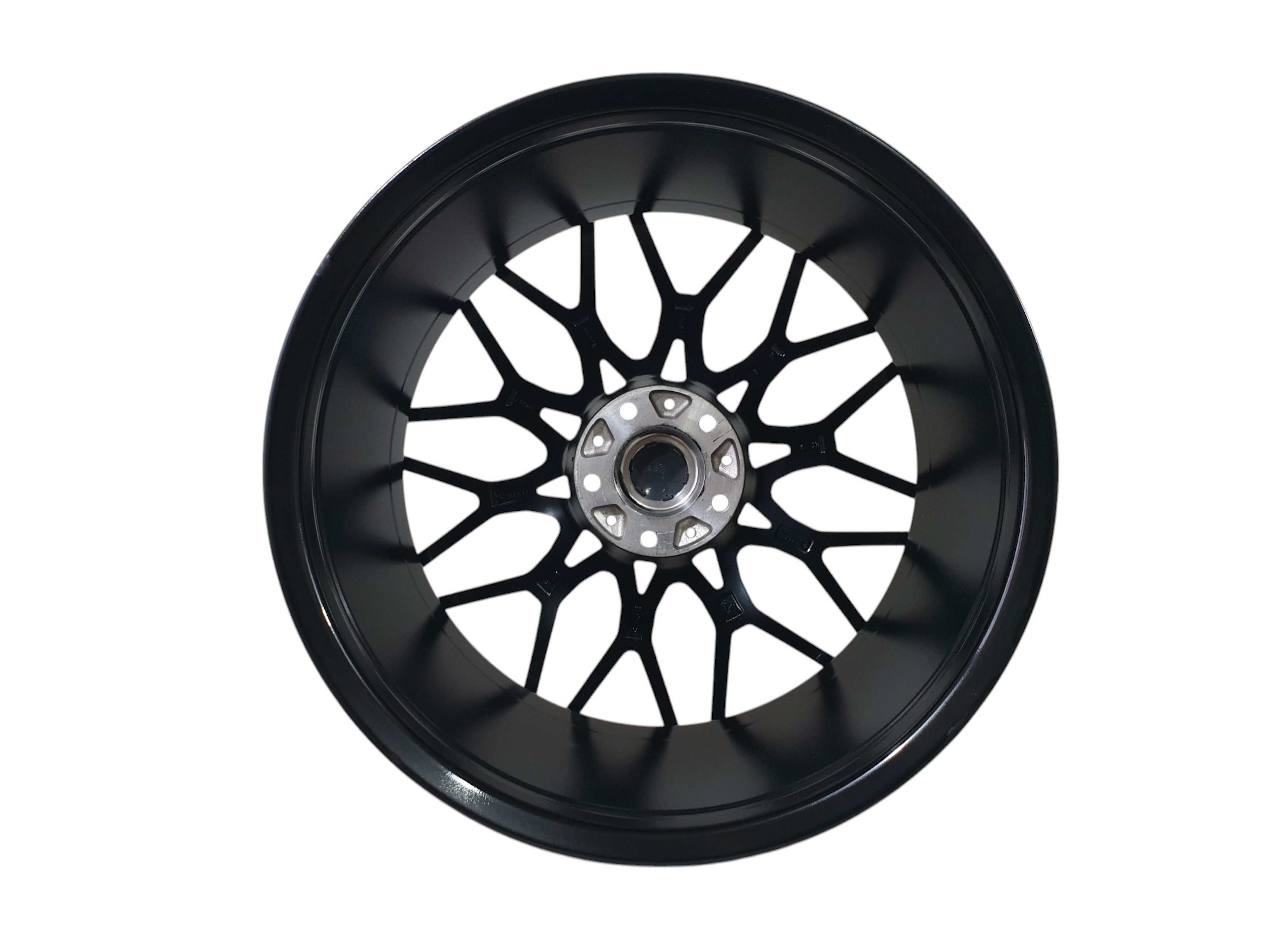 R18 Gloss Black (одноширокі 8.0J ET35) на BMW 1 Series F40 / F41 2019-2023 року 3