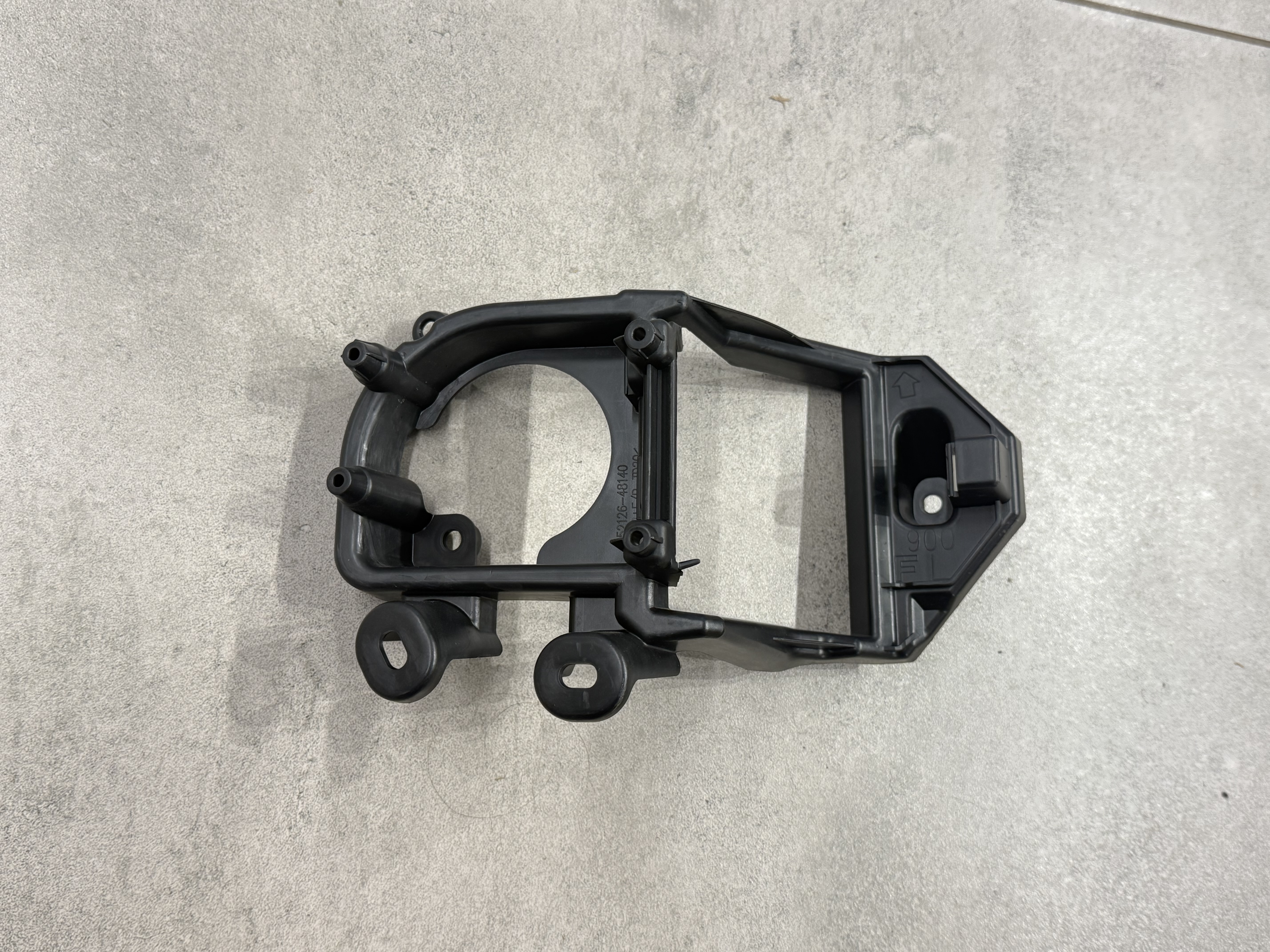 Кріплення левої протитуманної фари 5212648140 для Lexus RX 2023+ 2