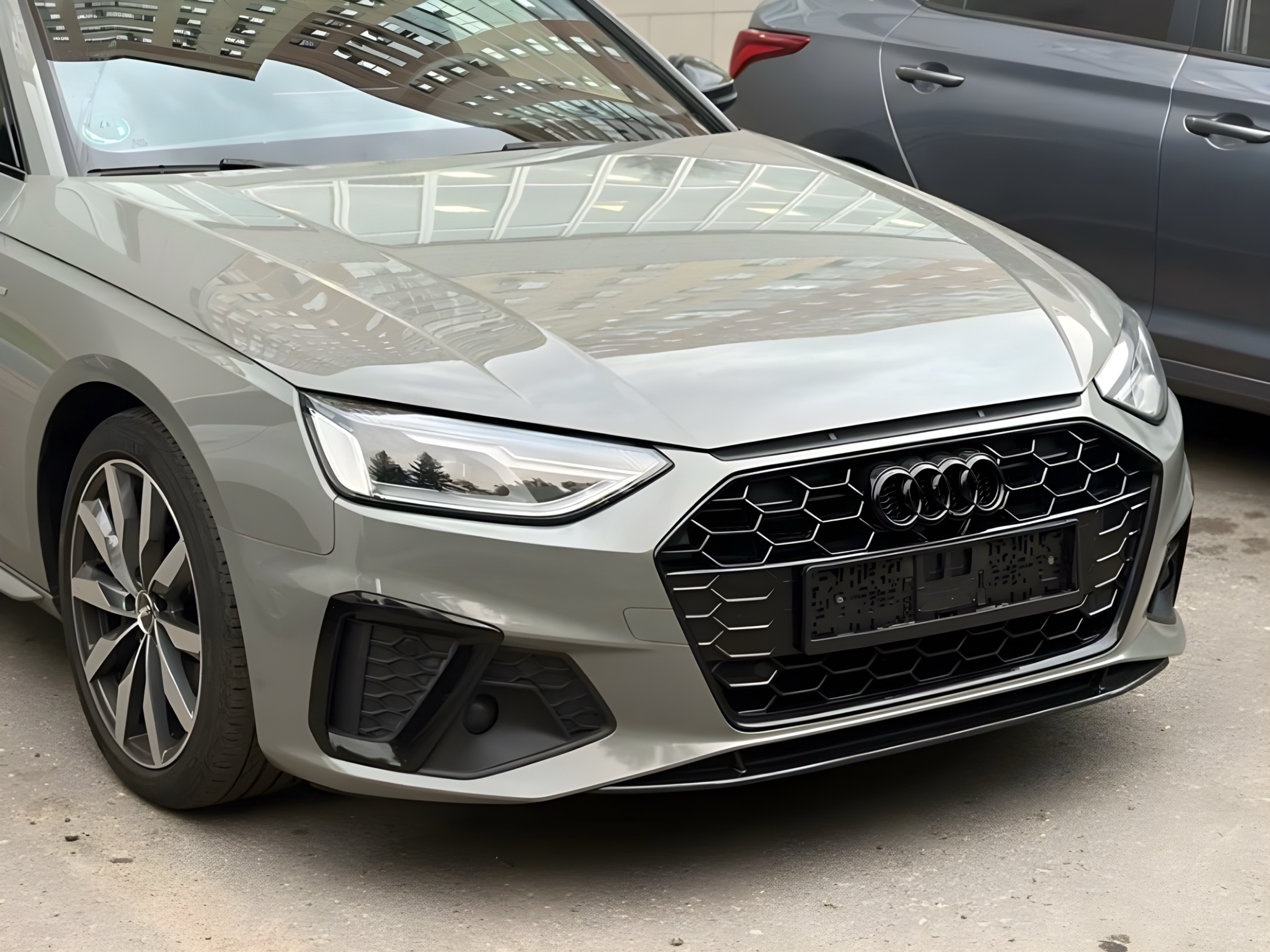Бампер передній у зборі S-Line для Audi A4 B9 2020- 3