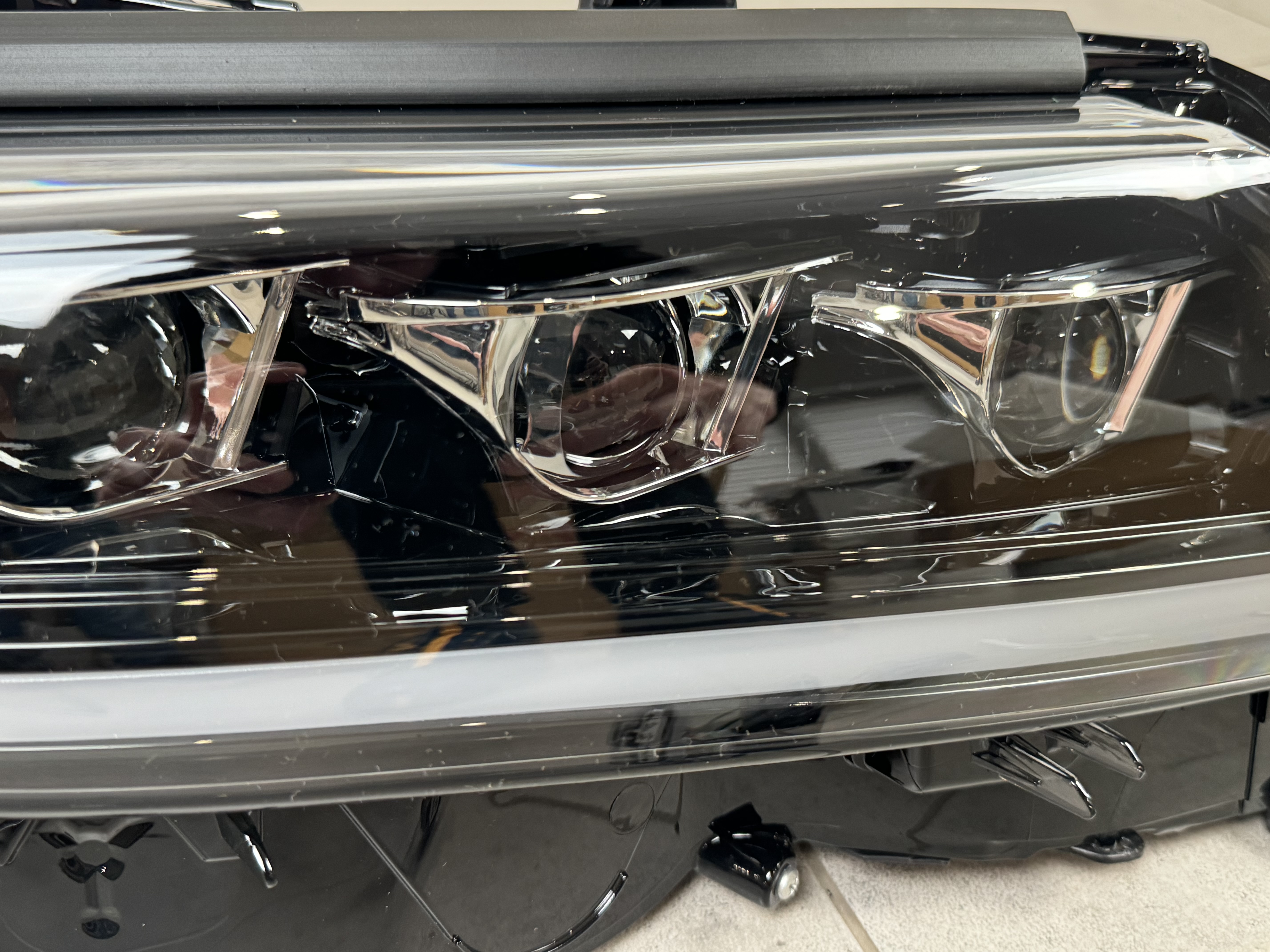 FULL LED фари 3 лінзи для Toyota Camry 70 USA 2017-2024 5