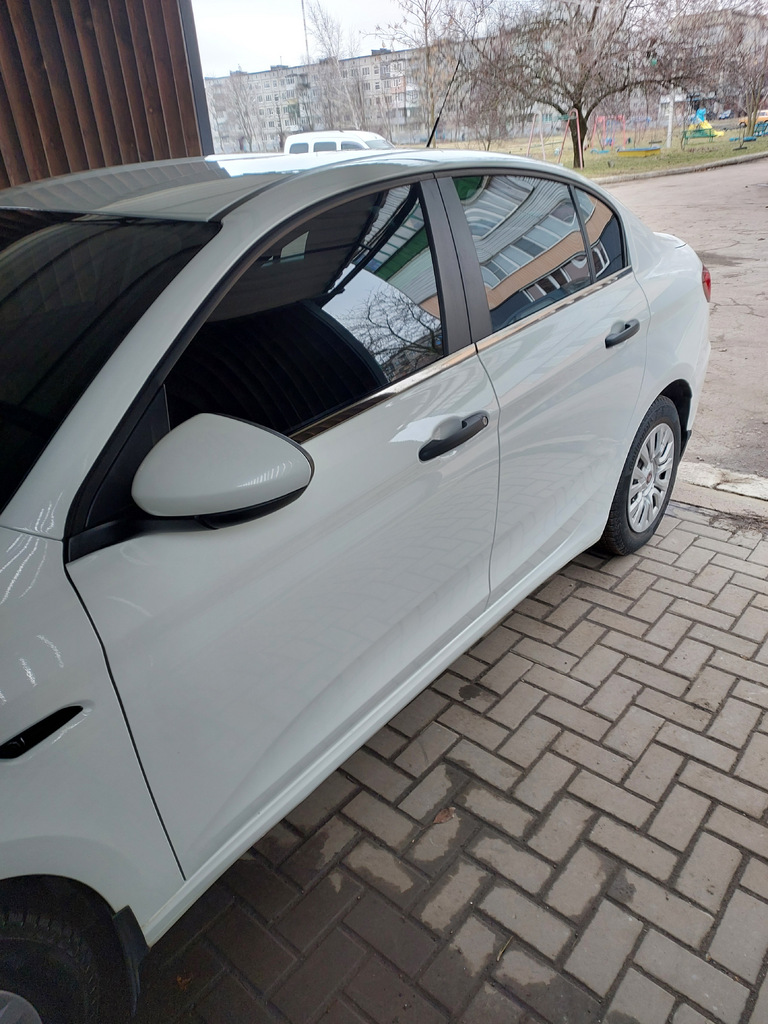 Нижні молдинги стекол темний хром (нерж) Sedan/HB (4 штуки) 6