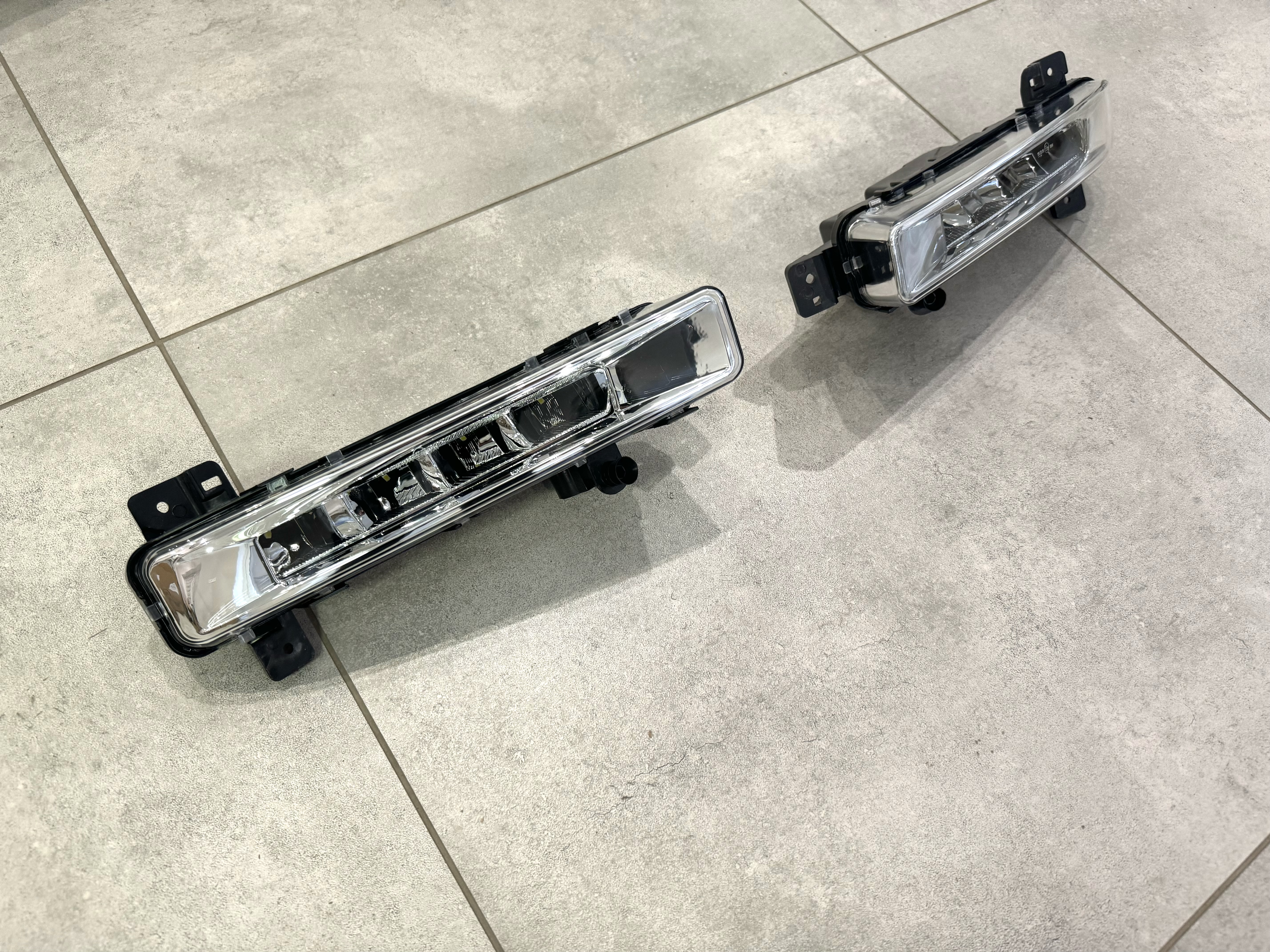 DRL ходові вогні BMW 5 series G30 G31 2016-2020, комплект 2шт. 4