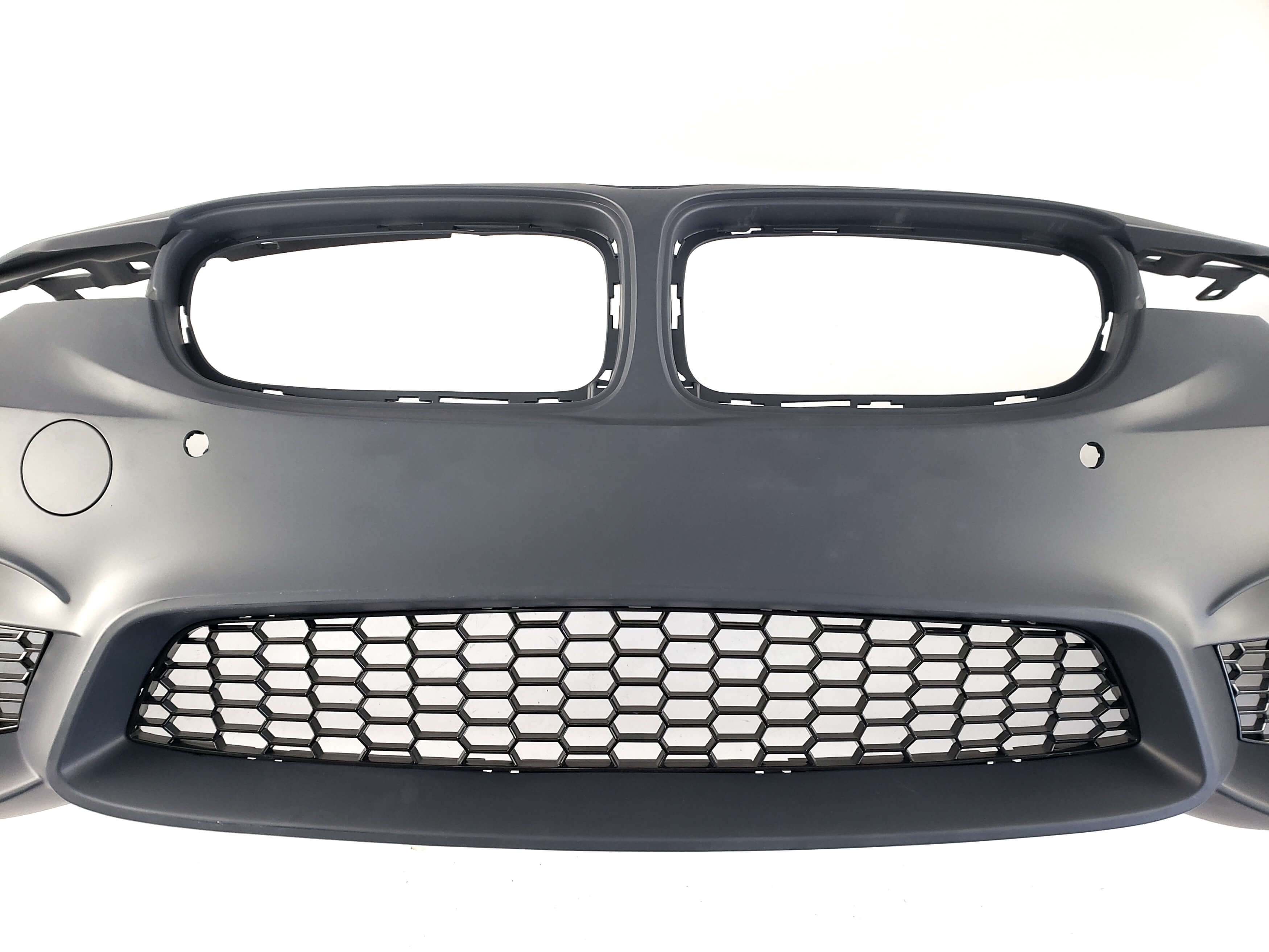Передній бампер (M3 Look) під туманки на BMW 3 Series F30 / F31 2011-2018 року 3
