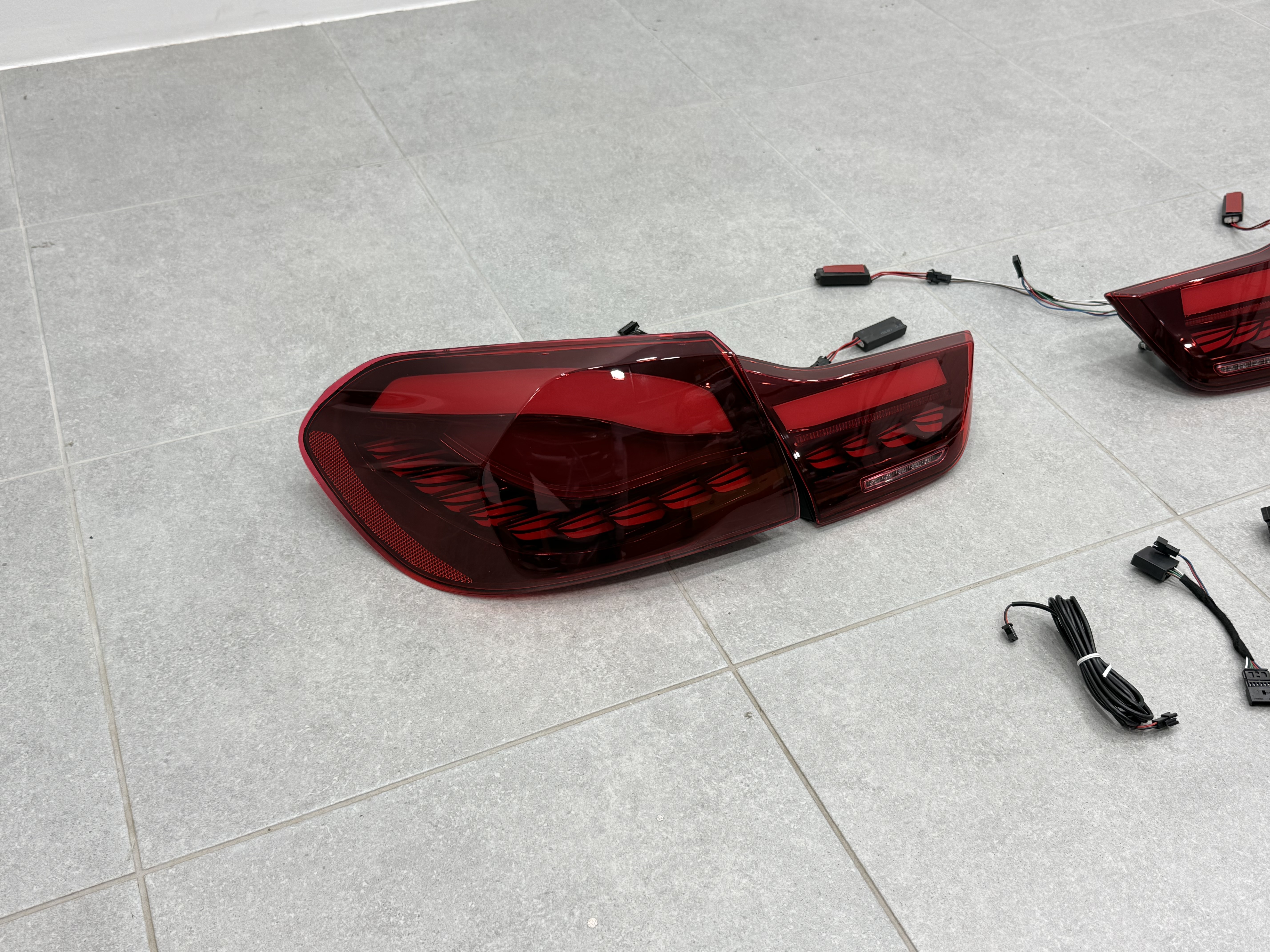 Задні LED ліхтарі стиль M4 для BMW 4 series F32 F33 F36 F82 F83 2013-2020 червоні, комплект 4шт. 3