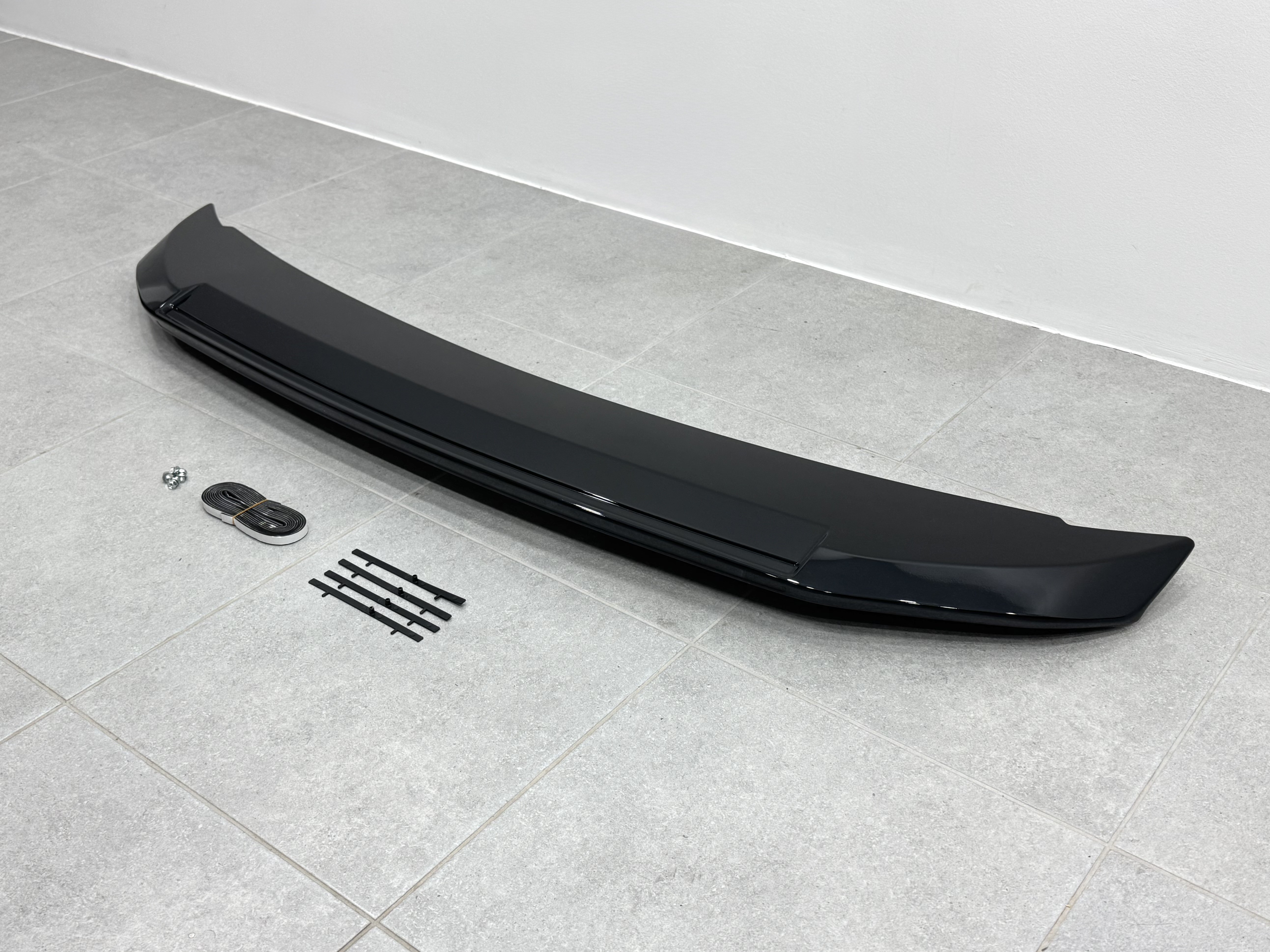 Спойлер багажника Ford Mustang 2010-2014 ABS пластик, колір чорний глянець 4