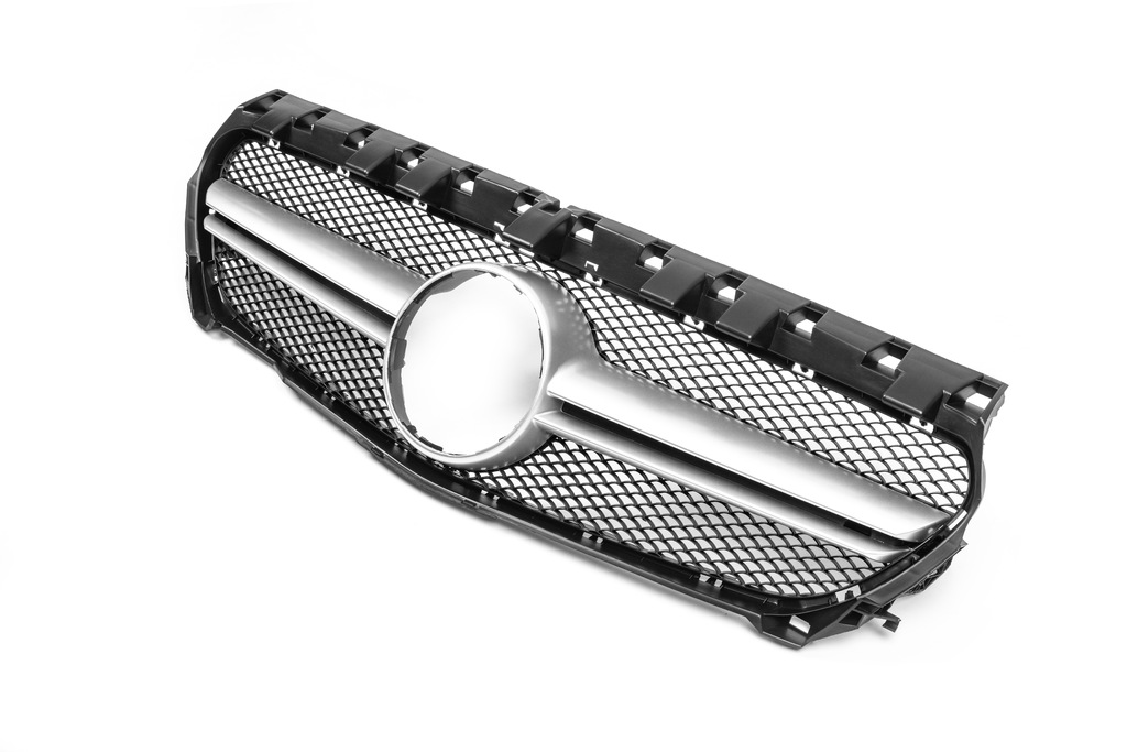 Передня решітка (2013-2016, AMG Silver) 3