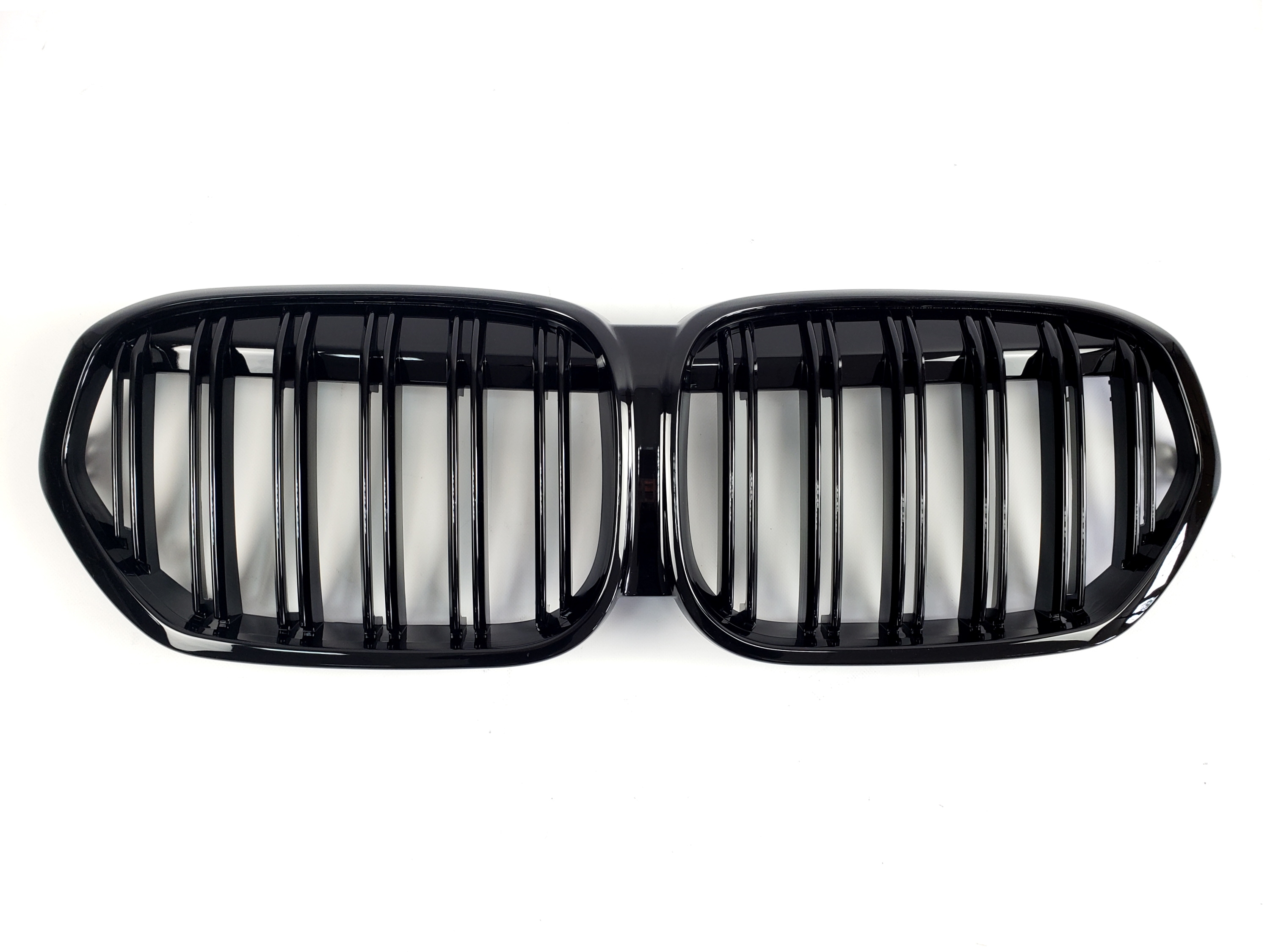 Ніздрі Чорний глянець (Подвійні M-Look) на BMW X1 F48 2019-2022 року