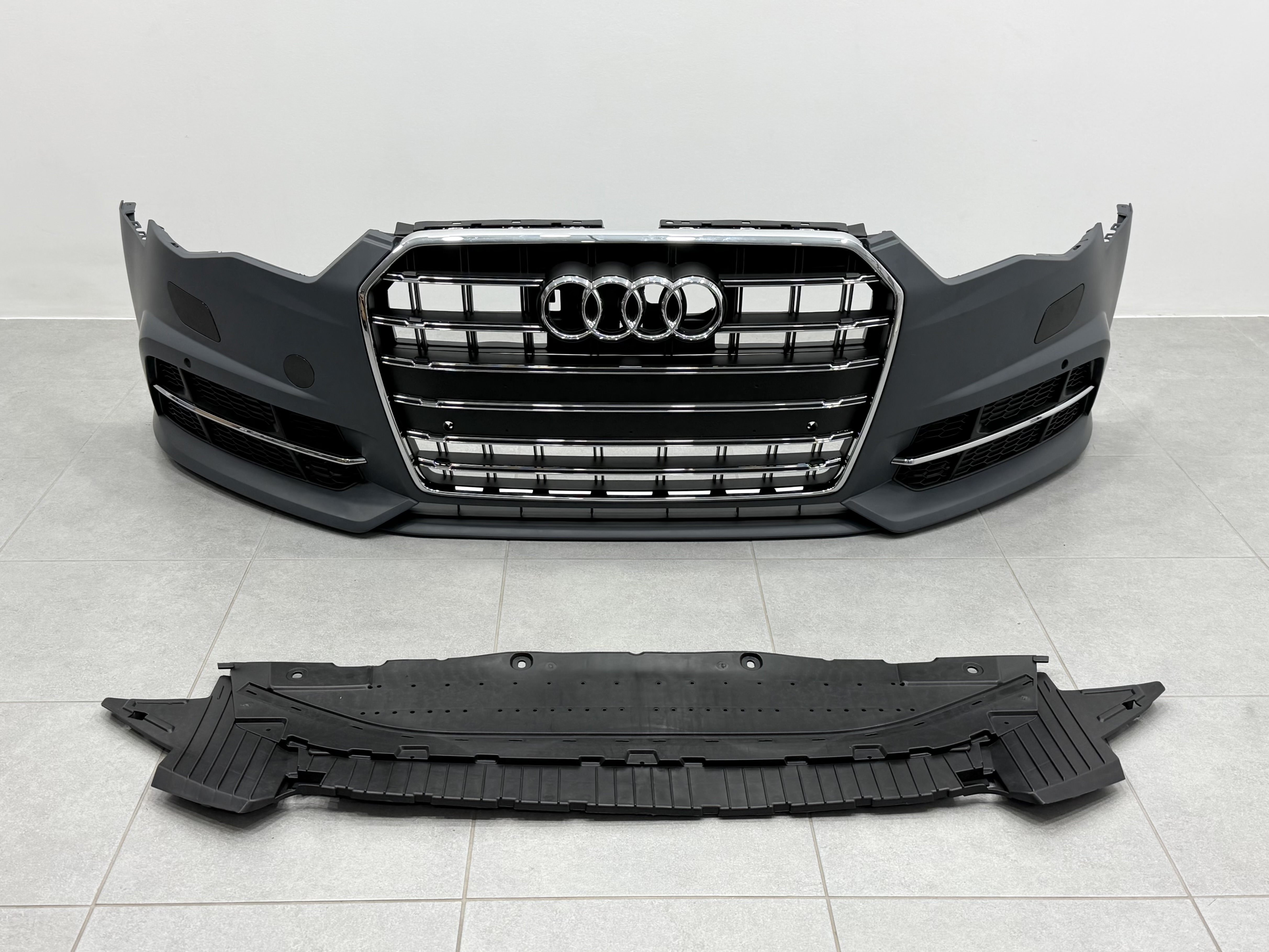 Бампер передній у зборі S-Line Audi A6 C7 2015-2017 2