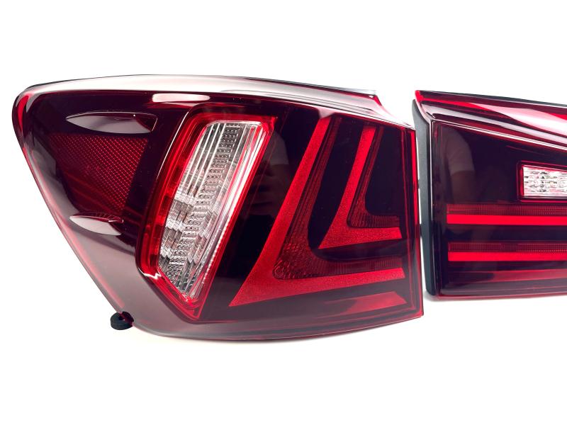 Задні ліхтарі Lexus IS 2006-2012 2
