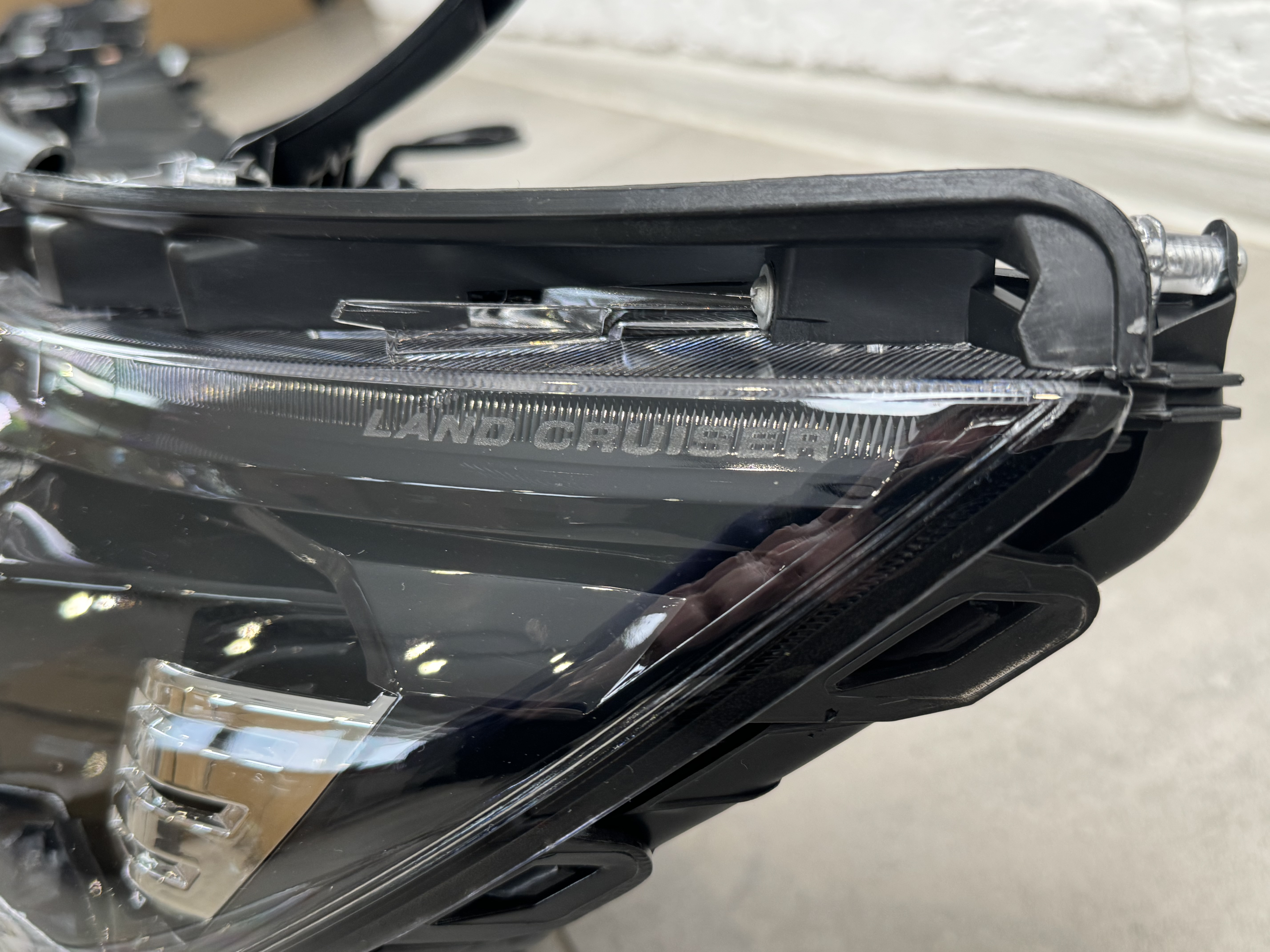 Led фари 4 лінзи стиль BUGATTI для Toyota Land Cruiser Prado 150 рестайлінг 2018-2023 2