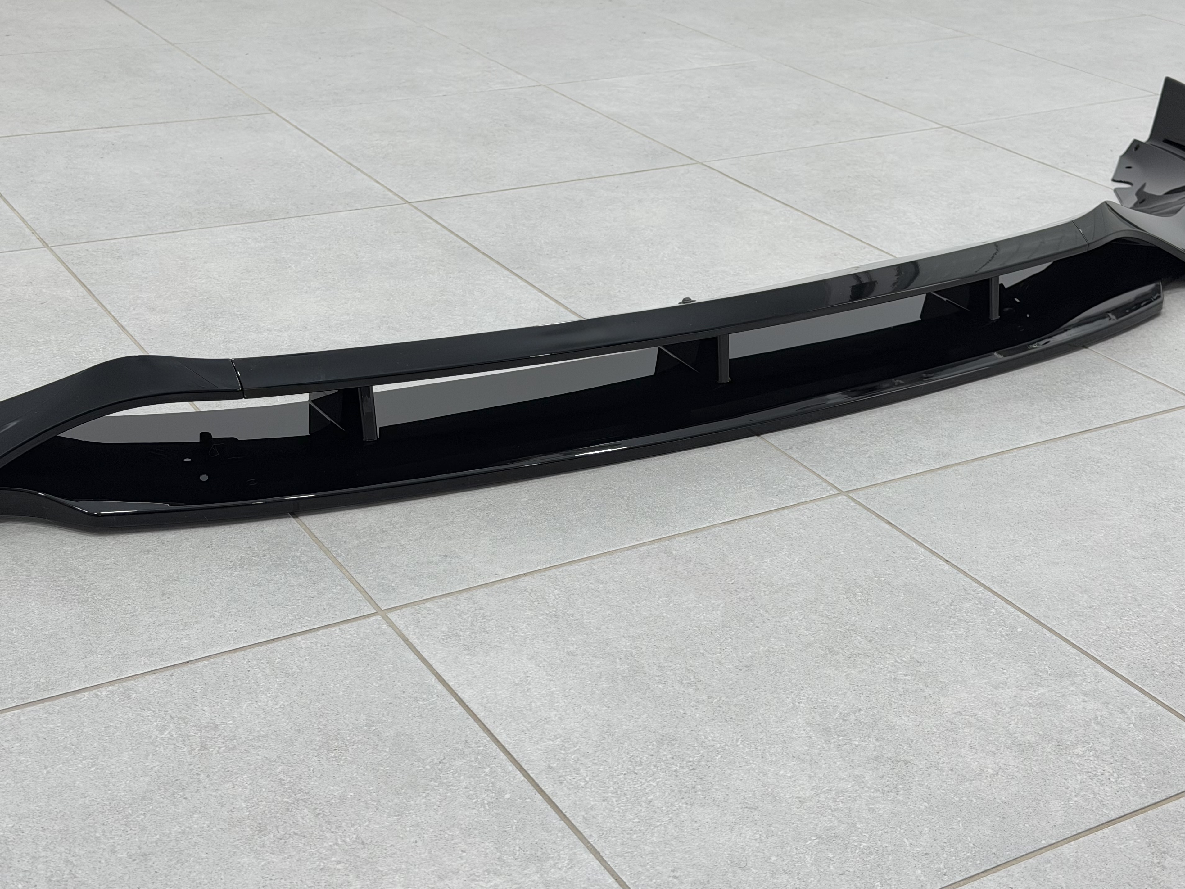 Юбка переднього бампера Paradigma BMW X5 G05 2018-2022 чорний глянець 6