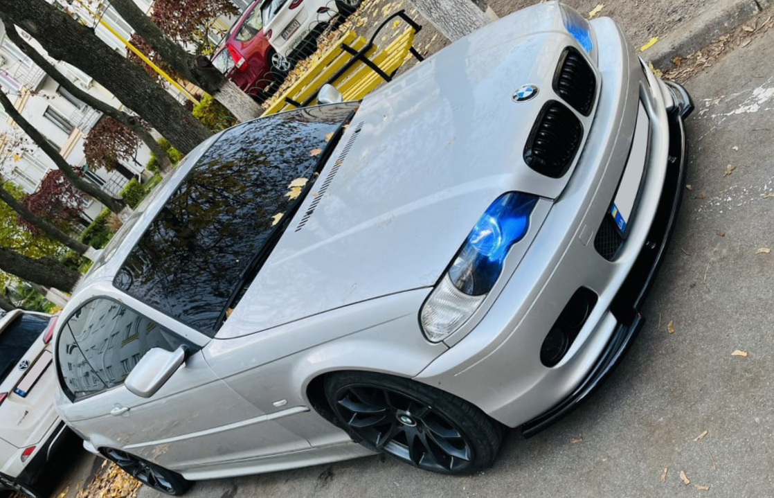 Передня Lip накладка V-1 (Для M Sport, чорний глянець) 5