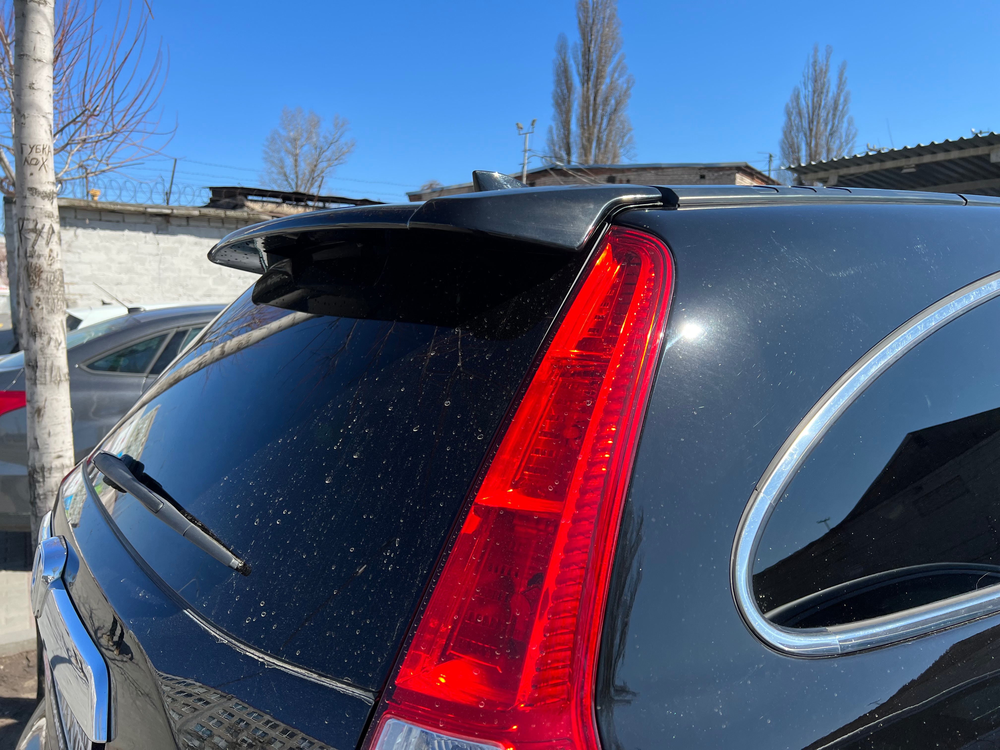 Спойлер козирок Honda CRV 2006-2012 ABS пластик, колір чорний 6