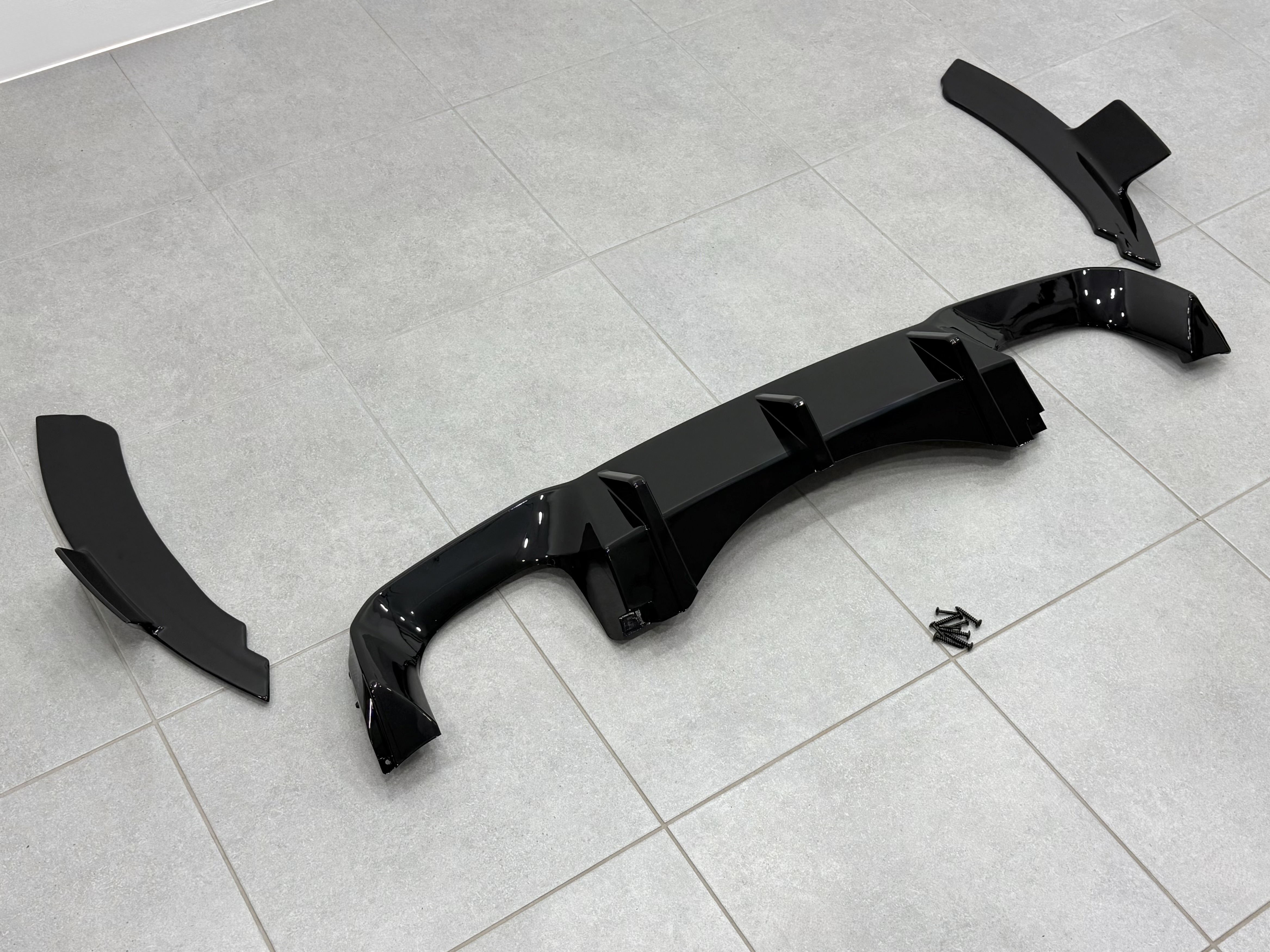 Накладки дифузора заднього бампера для BMW X5M F85 2014-2018 ABS пластик, чорний глянець 4