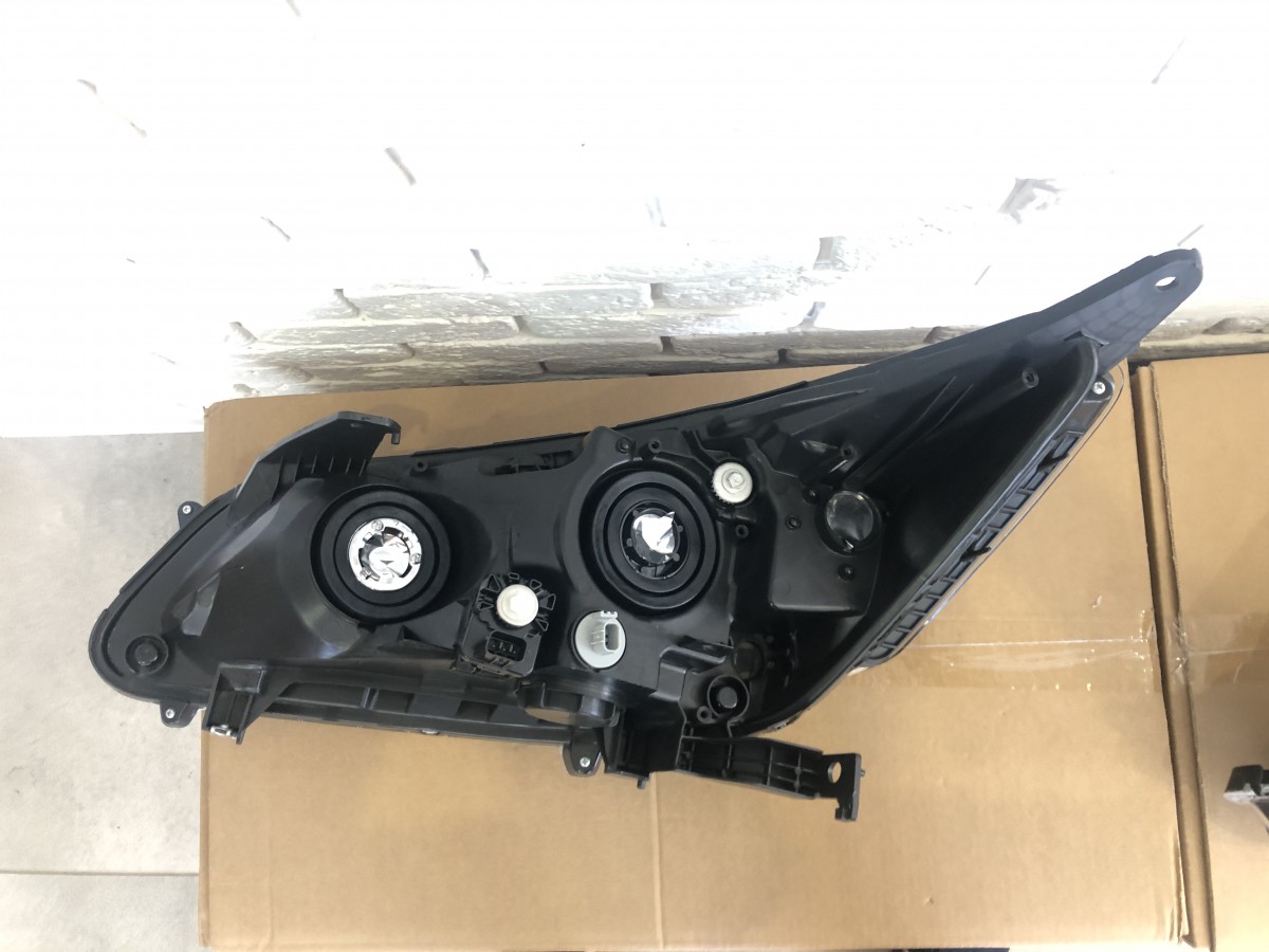 Фара права Honda Accord 9 2013-2015 2