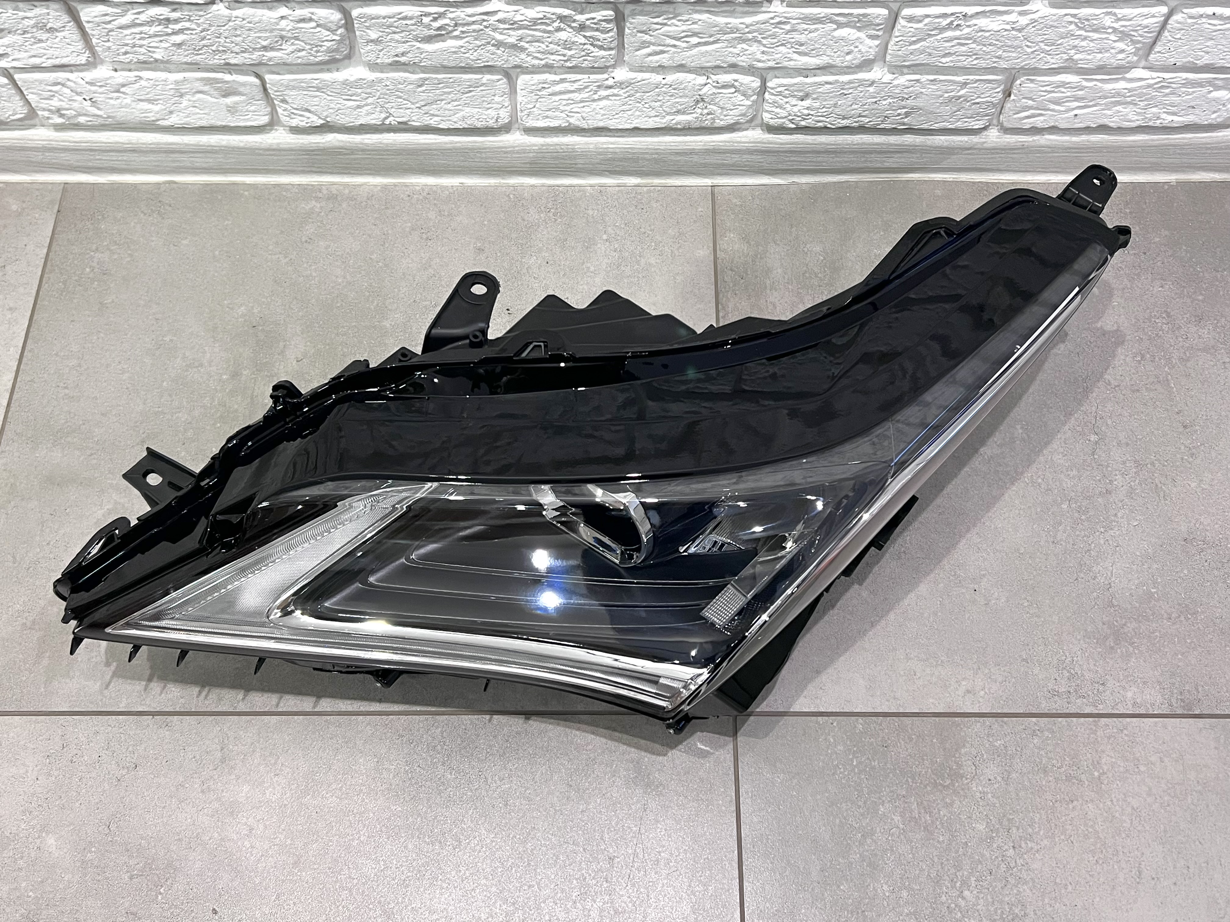 Ліва фара Lexus RX 2015-2019 під блок 4