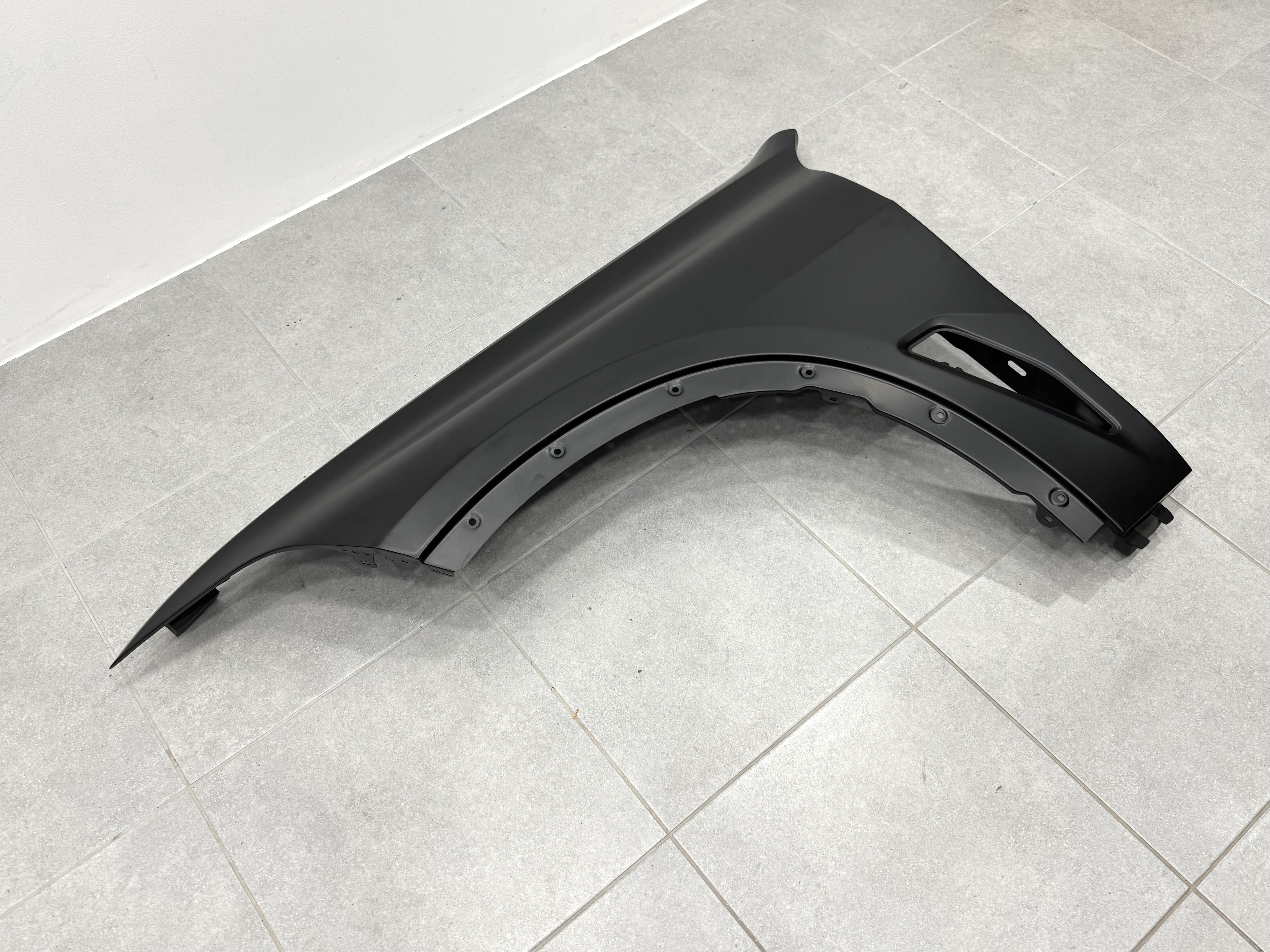 Крило ліве BMW X5 G05 X5M F95 2018 - алюміній 41007492363 3