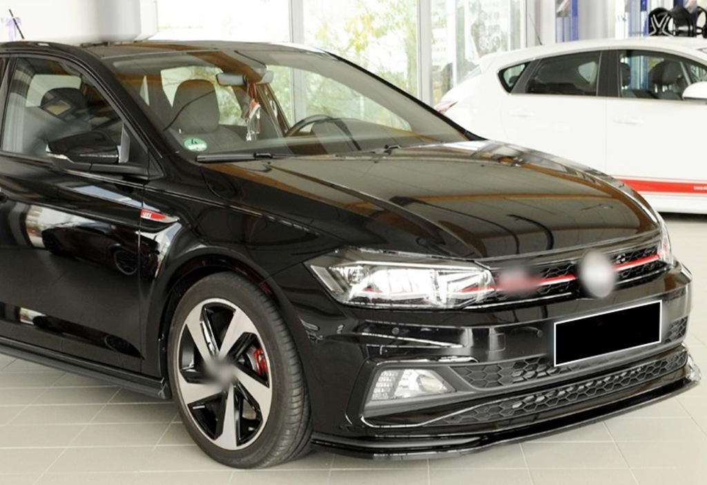 Передня Lip накладка V-1 (для GTI, чорний глянець) 2