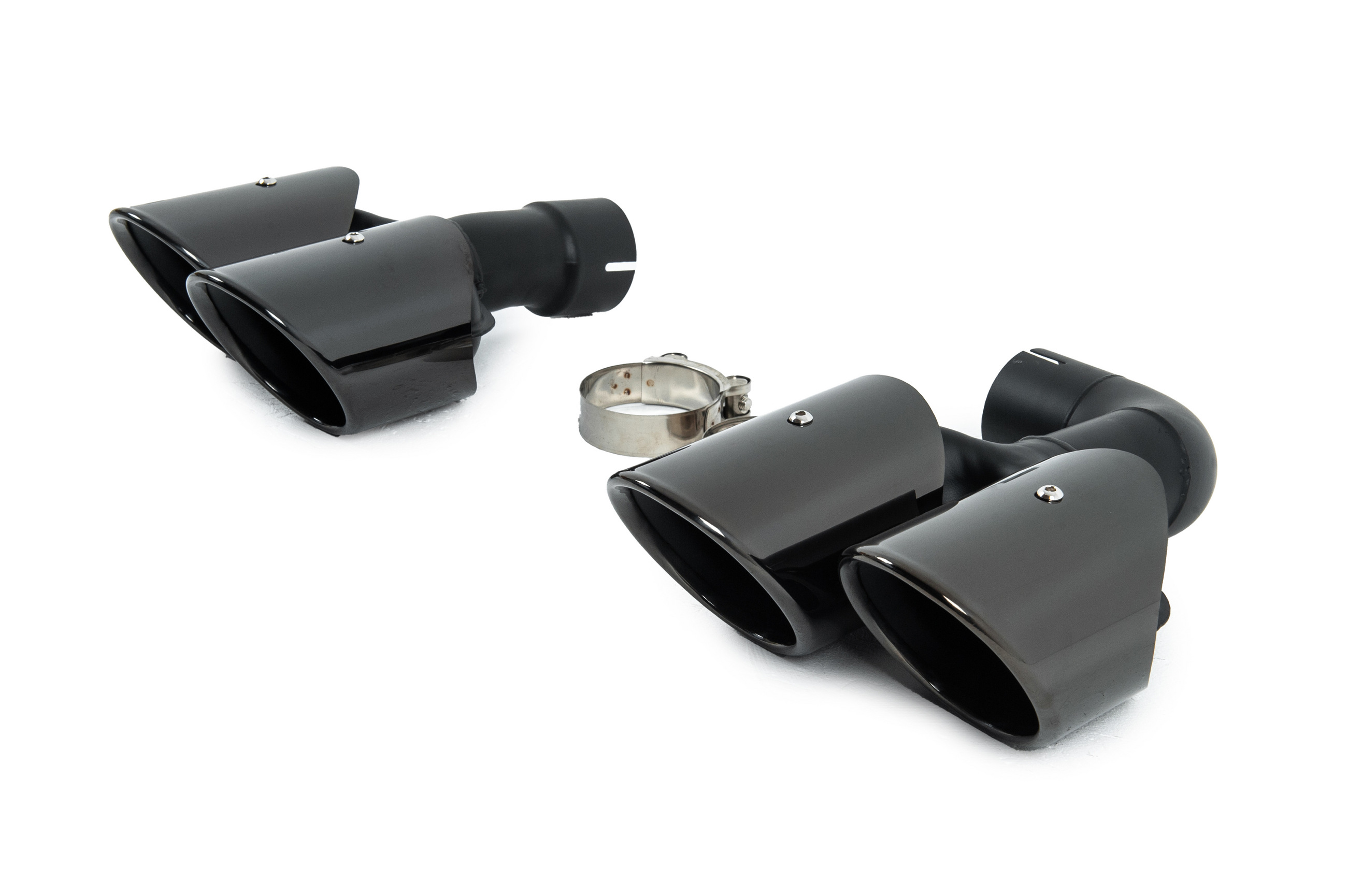 Насадки на глушники Black в стилі X3M F97 (V1) 3