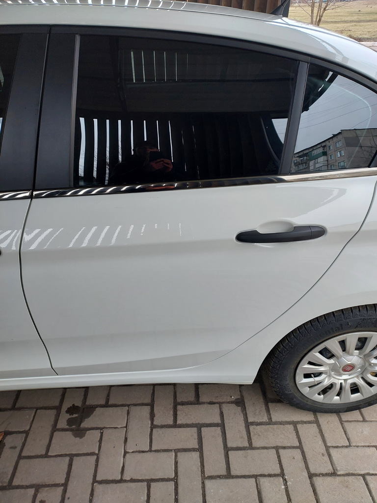Нижні молдинги стекол темний хром (нерж) Sedan/HB (4 штуки) 5