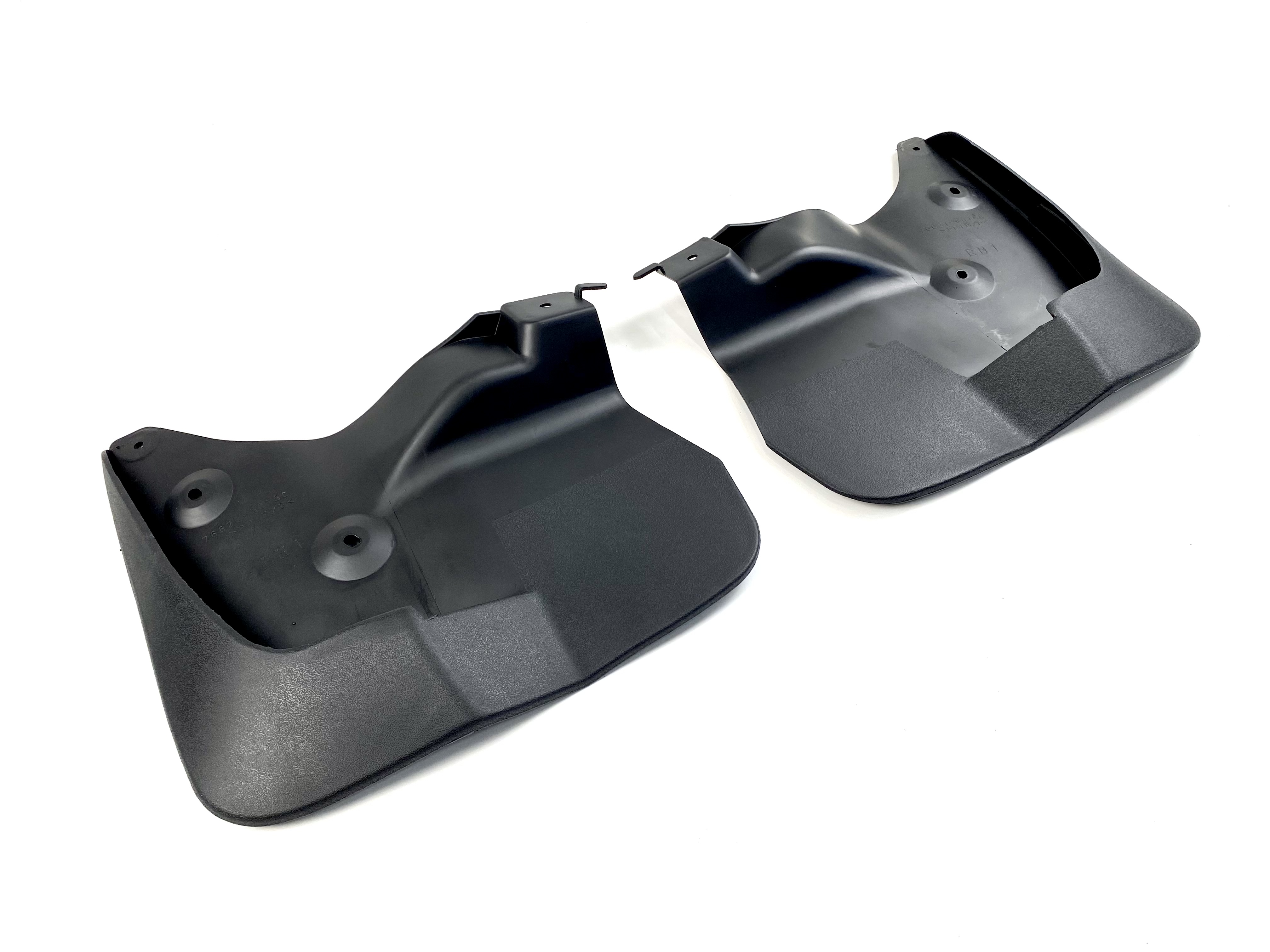 Бризковики передні для Lexus LX 570 2008-2015 / Toyota Land Cruiser 200 2007-2021 під підніжки з підсвічуванням комплект 2шт 3