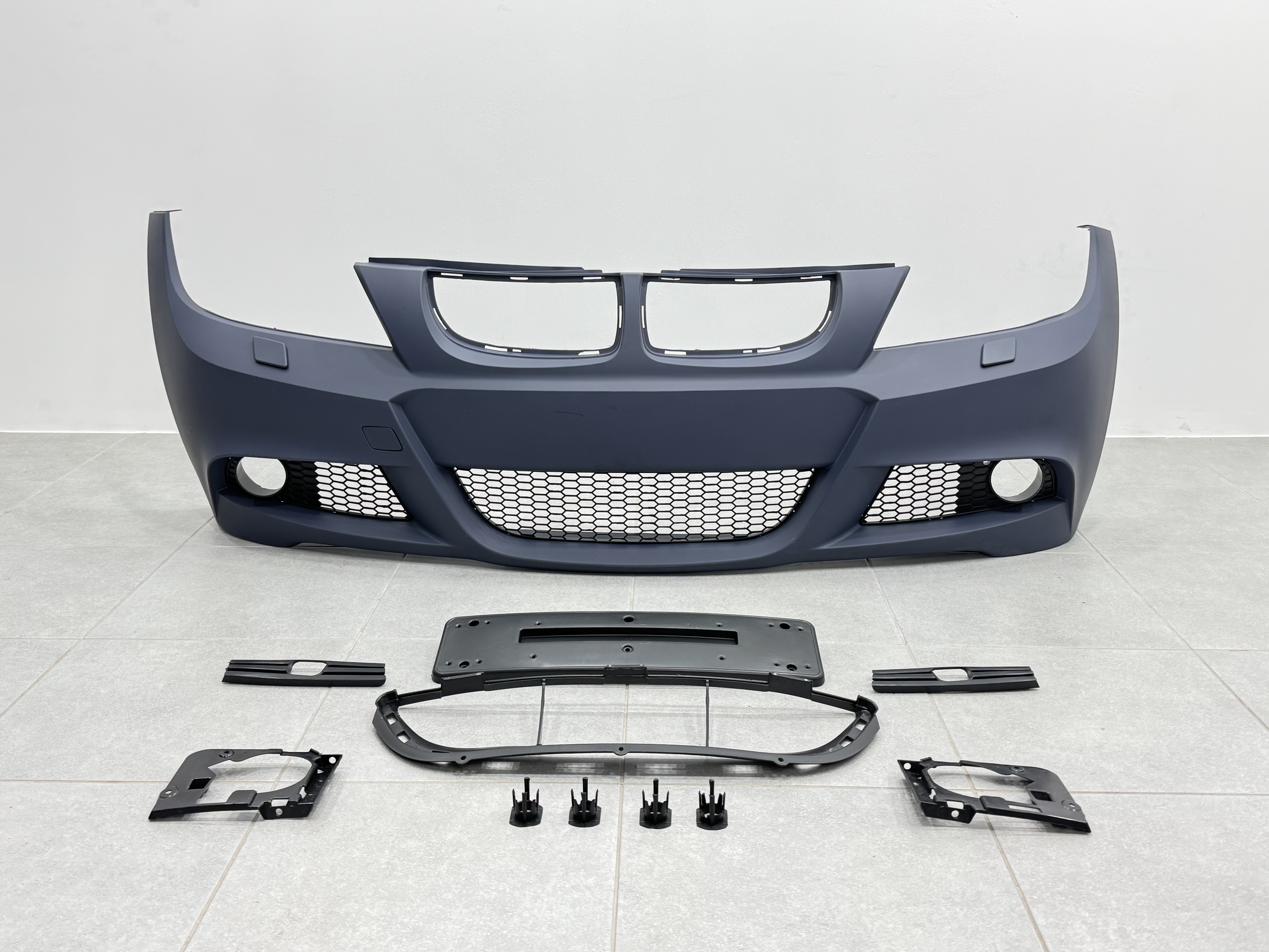 Бампер передній M Paket BMW 3 Series E90 2005-2008 2