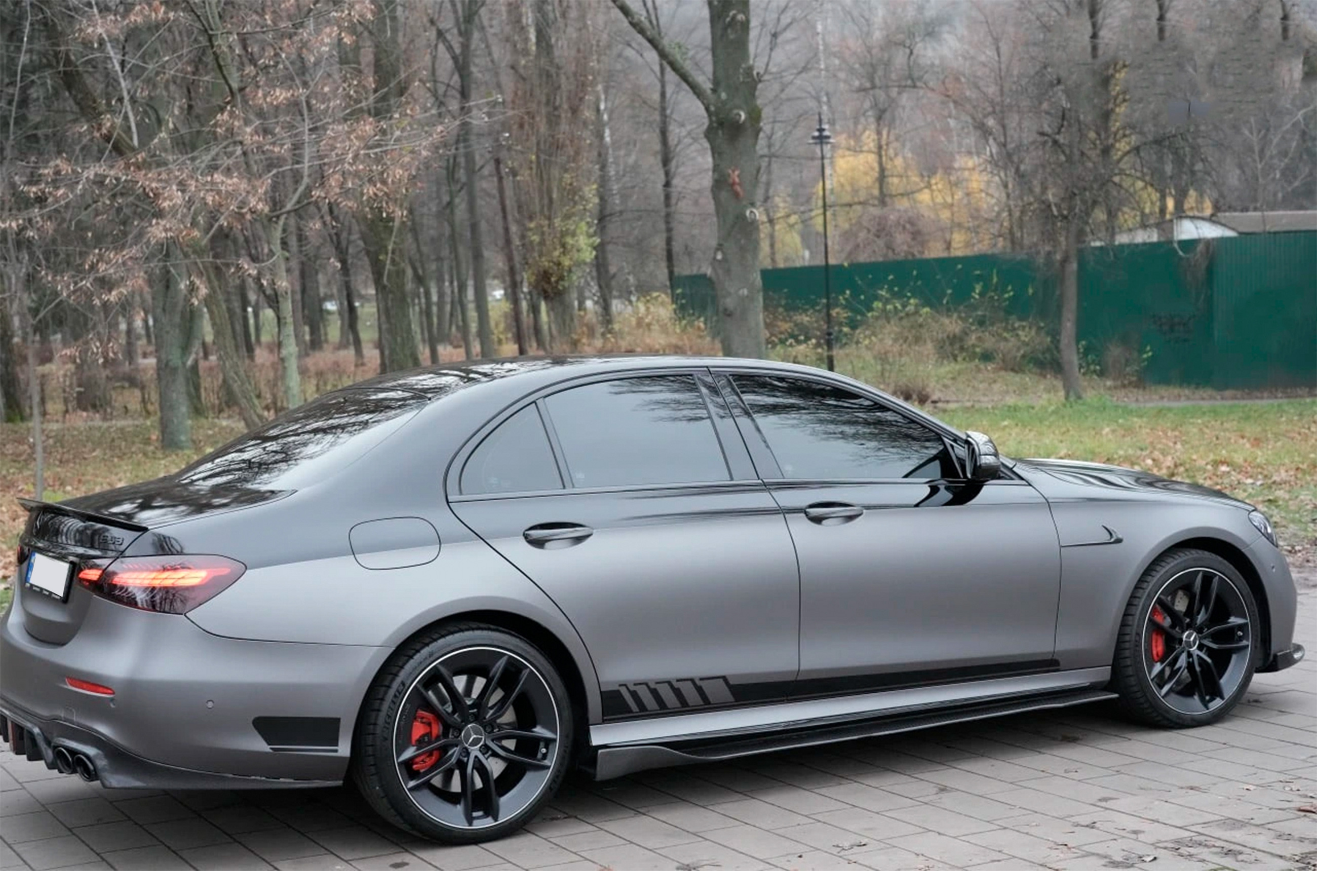 Дифузор заднього бампера (для E63 AMG 2020-2023, Карбон) 5