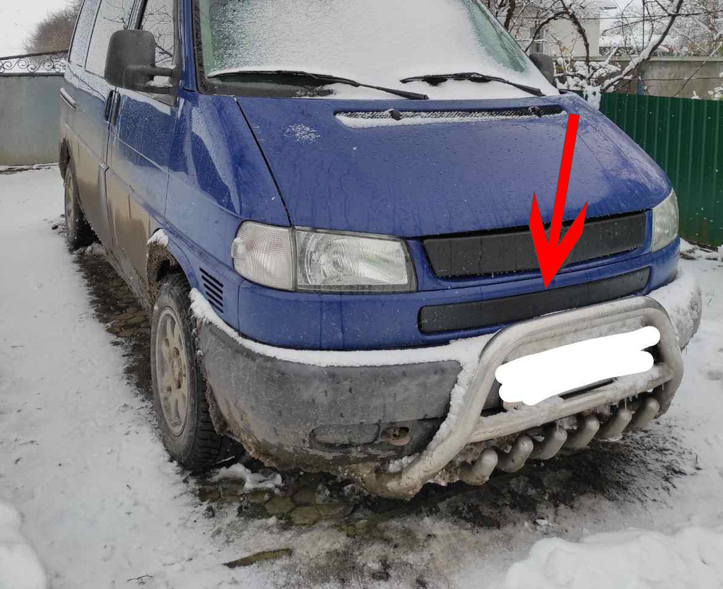 Нижня накладка на решітку Глянсова на косу морду