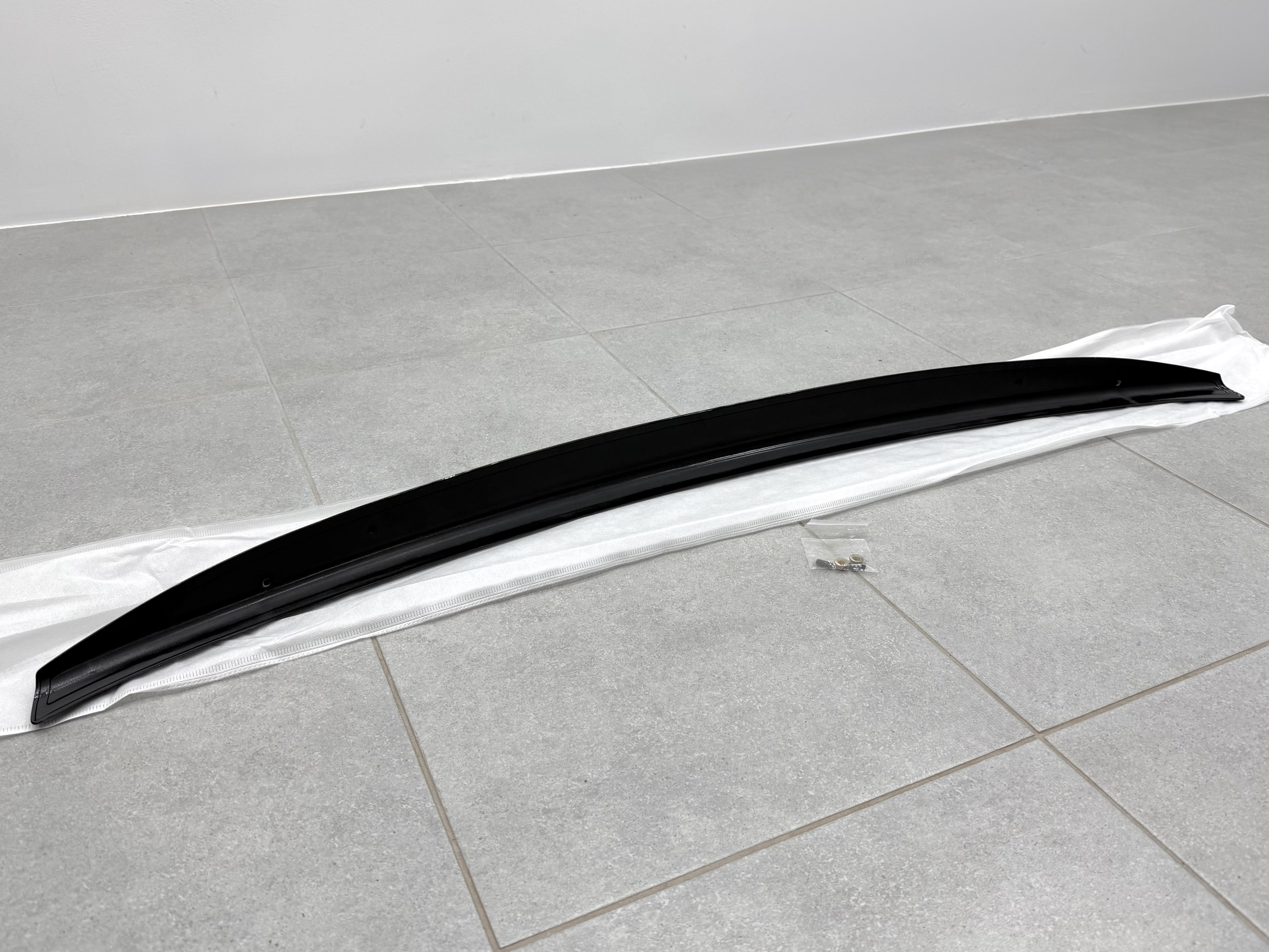 Спойлер ліп багажника Toyota Camry 50 USA 2012-2014 ABS пластик, колір чорний глянець 5