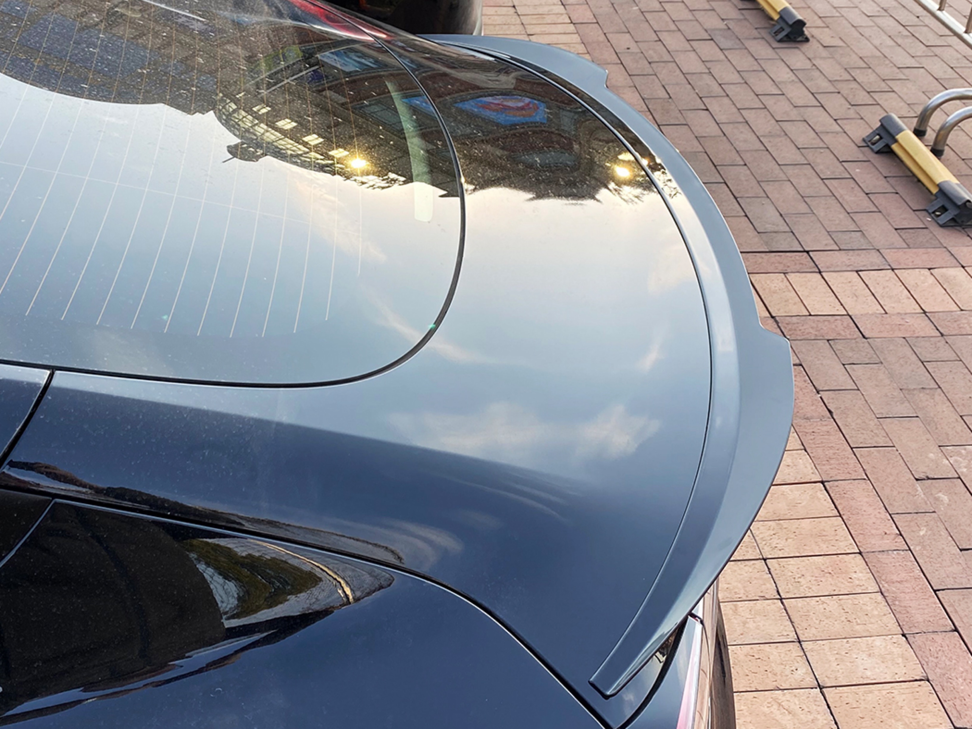 Спойлер ліп Maxton Design для Tesla Model 3 2017-2024 ABS пластик, колір чорний глянець 2