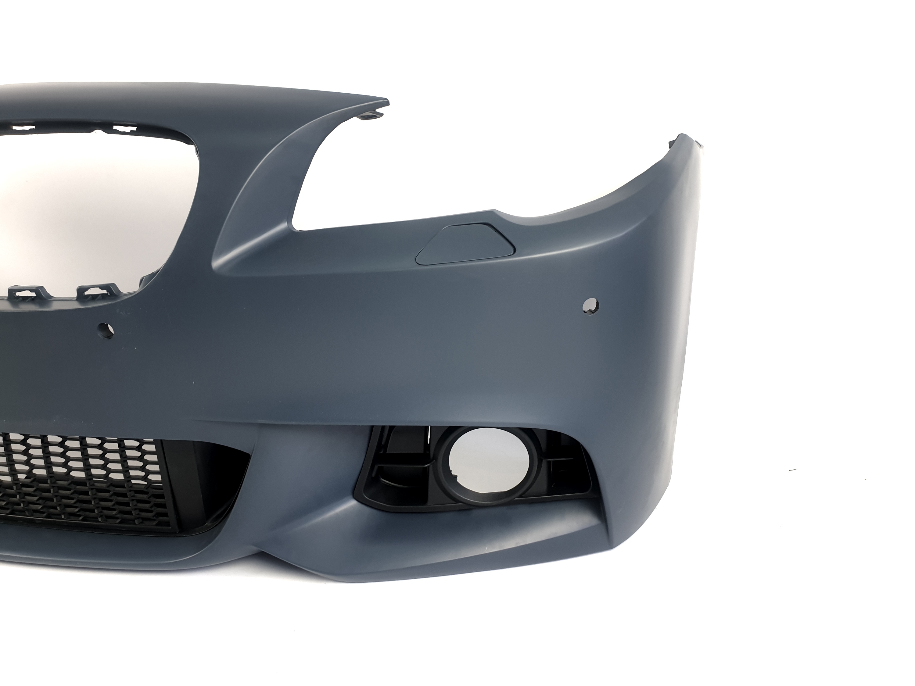 Передній бампер (M Sport Paket) LCI на BMW 5 Series F10 / F11 2010-2017 року 4