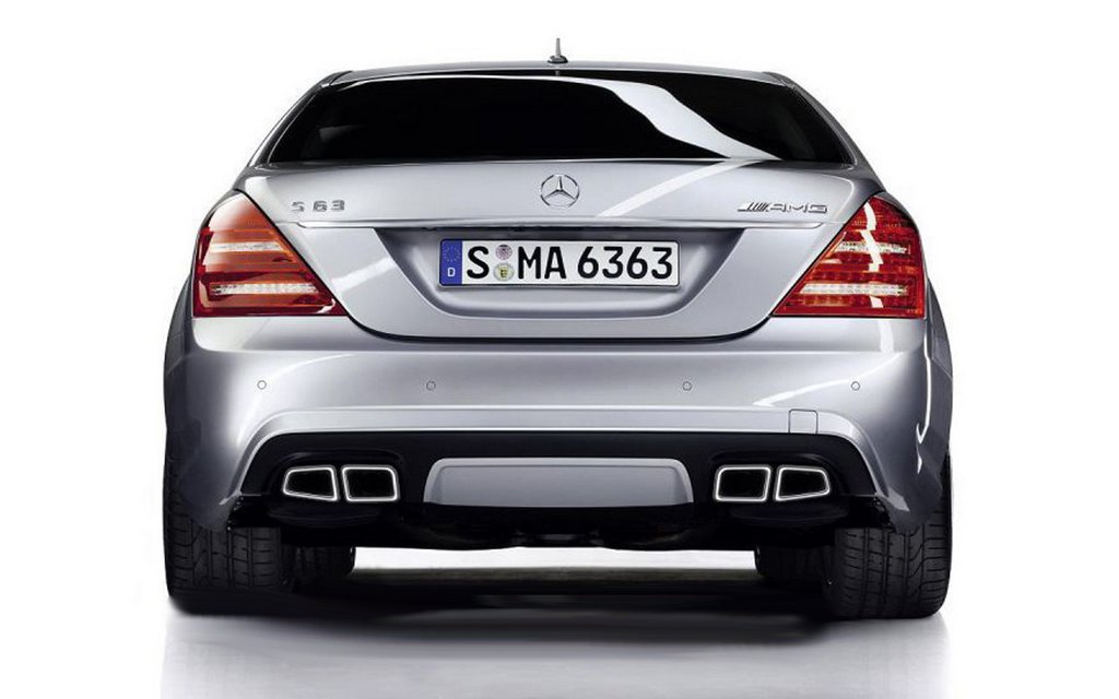 Насадки на глушник AMG S63 2