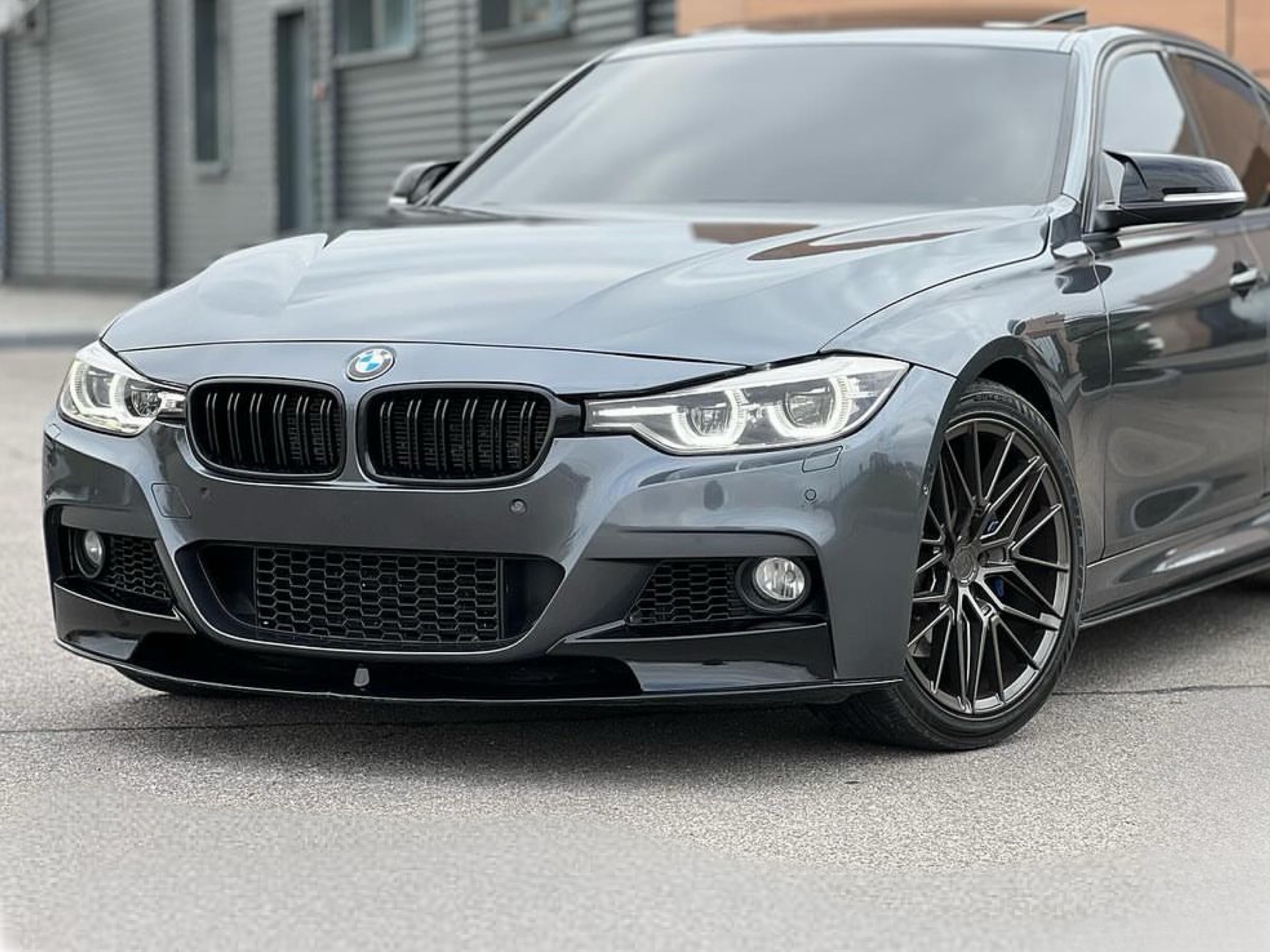 Накладка переднього бампера обвіс M performance BMW 3 series F30 F31 2012-2018 абс пластик, чорний глянець 3