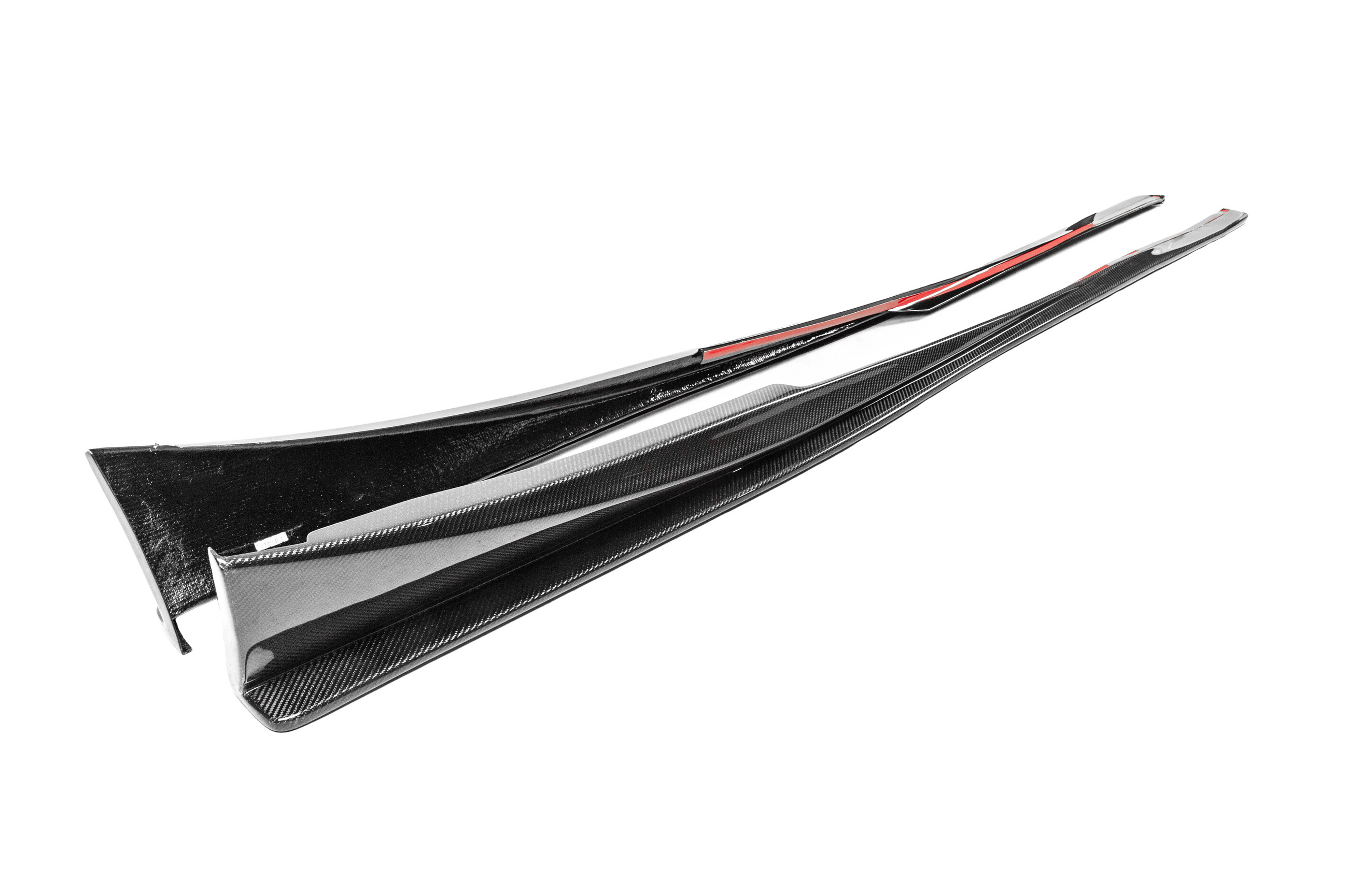 Бокові пороги (для Base/F-Sport 2013-2020, Карбон) 3