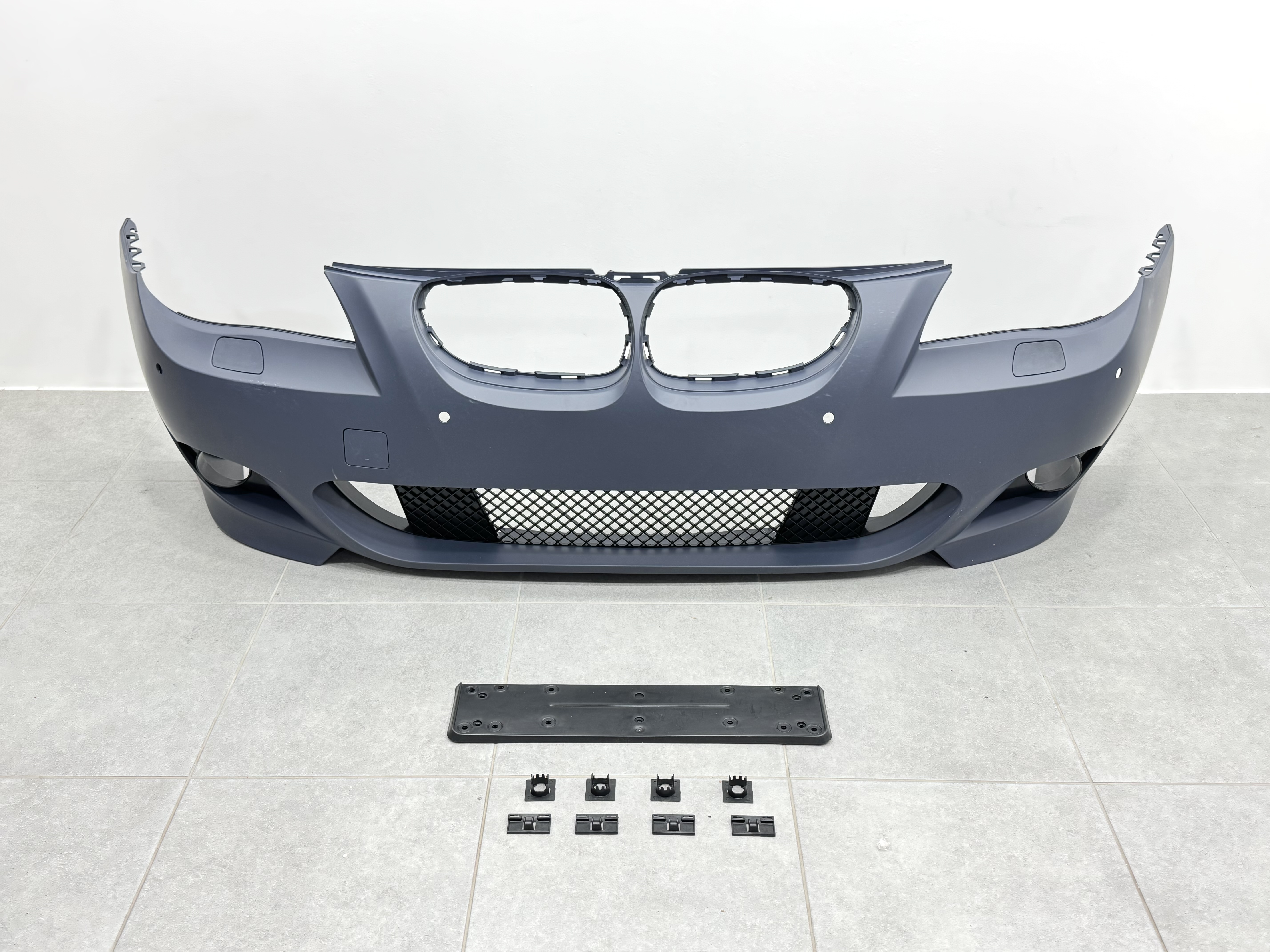 Бампер передній M Paket BMW 5 Series E60 E61 LCI 2007-2010 2
