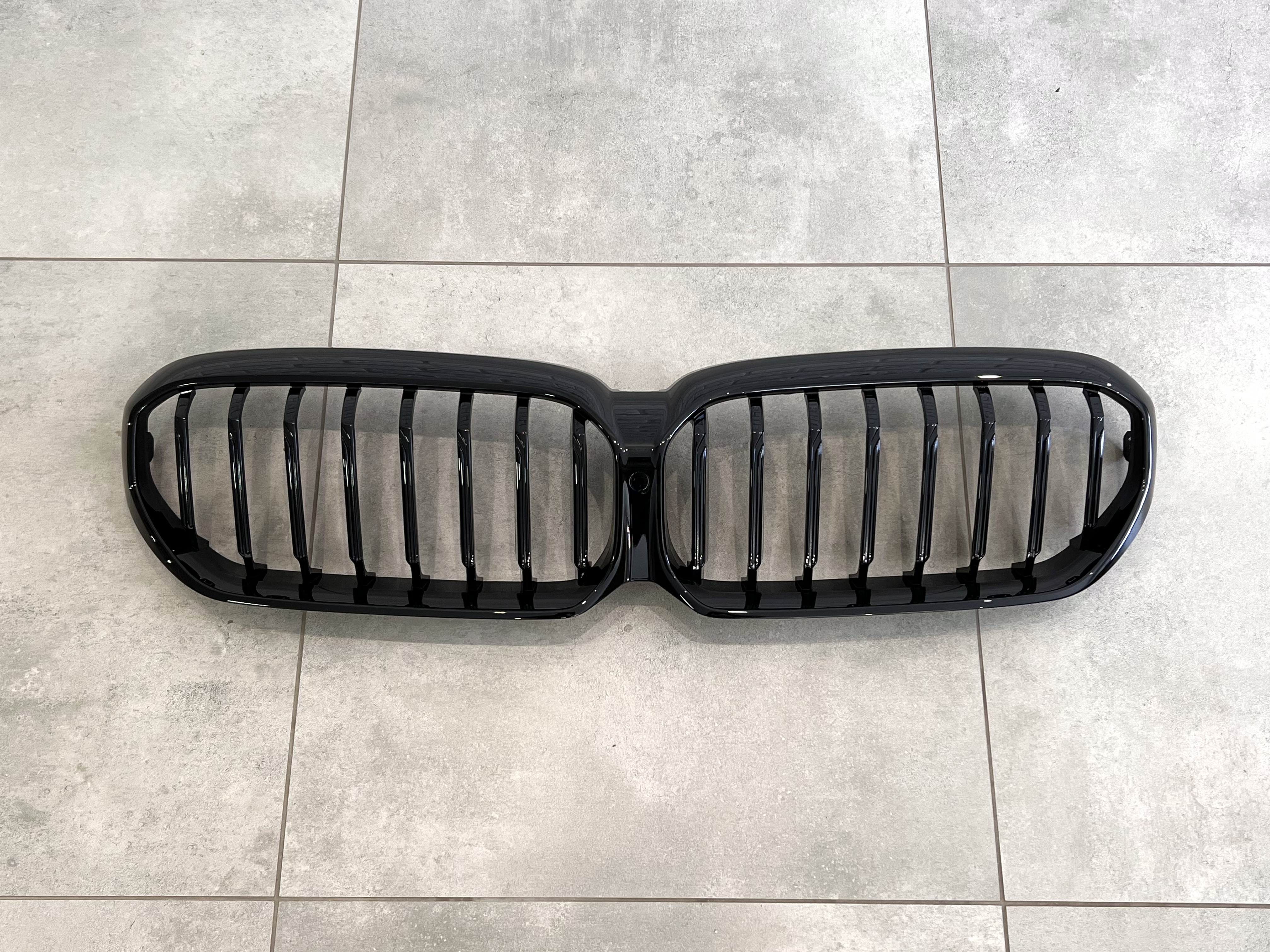 Решітка радіатора ніздрі M-Tech BMW 5 Series G30 / G31 2020+ чорний глянець 5