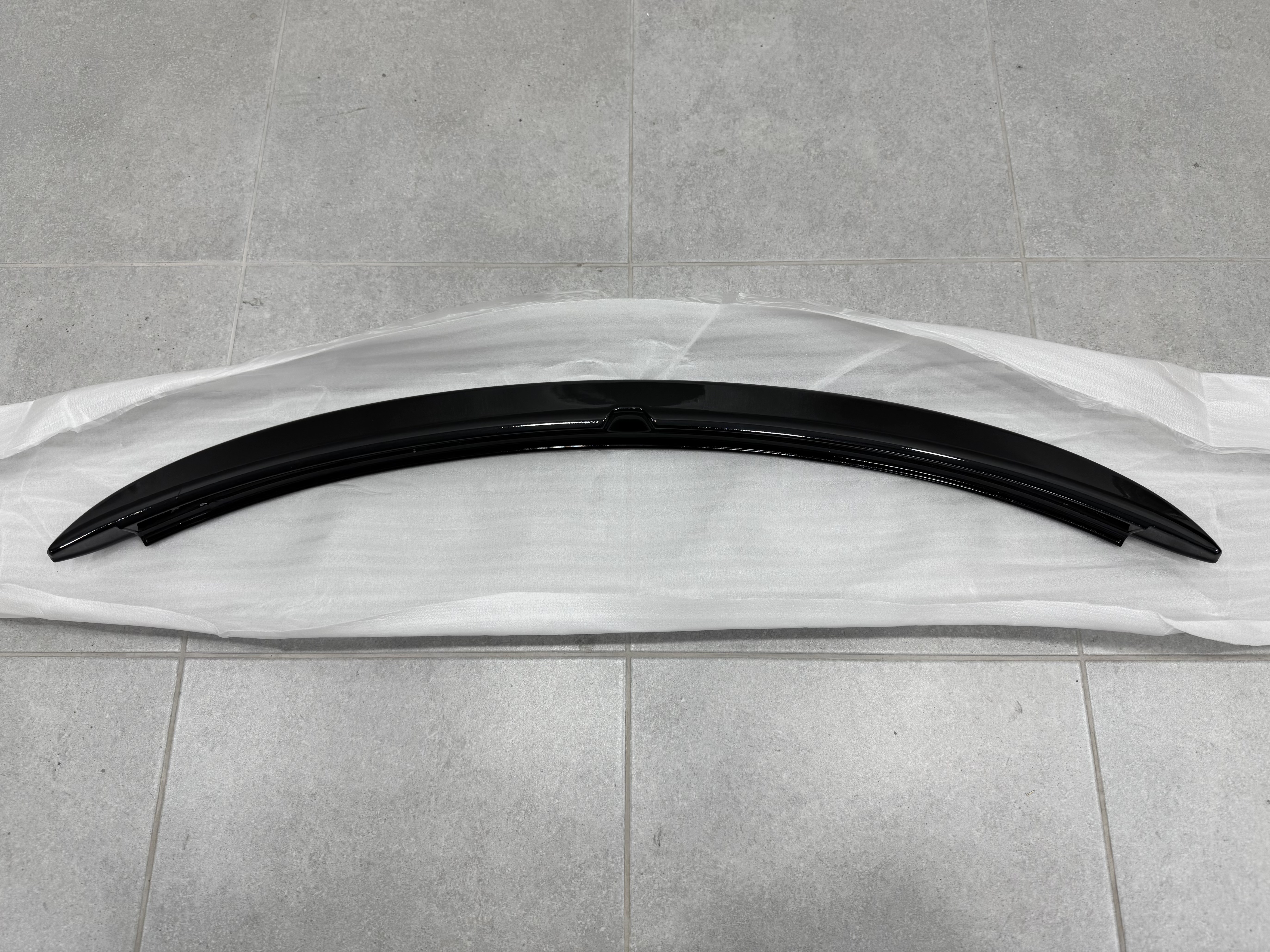 Спойлер козирок на кришку багажника Toyota Yaris 2005-2010 ABS пластик, колір чорний глянець 5