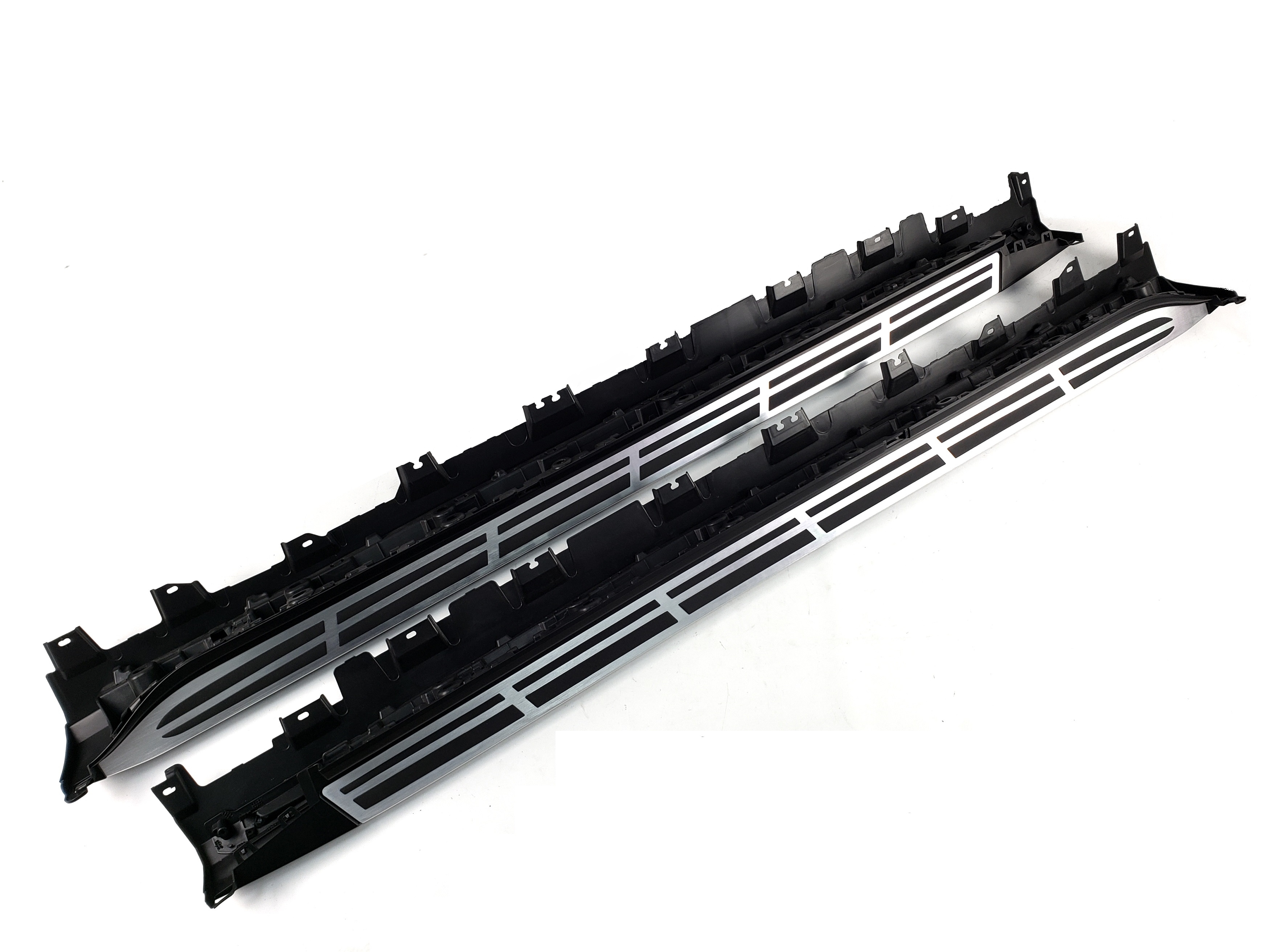 Підніжки OEM на BMW X7 G07 2018-2022 року