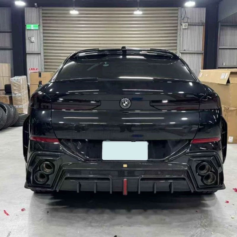 Комплект обвісів Carbon LMC (2023-) 4