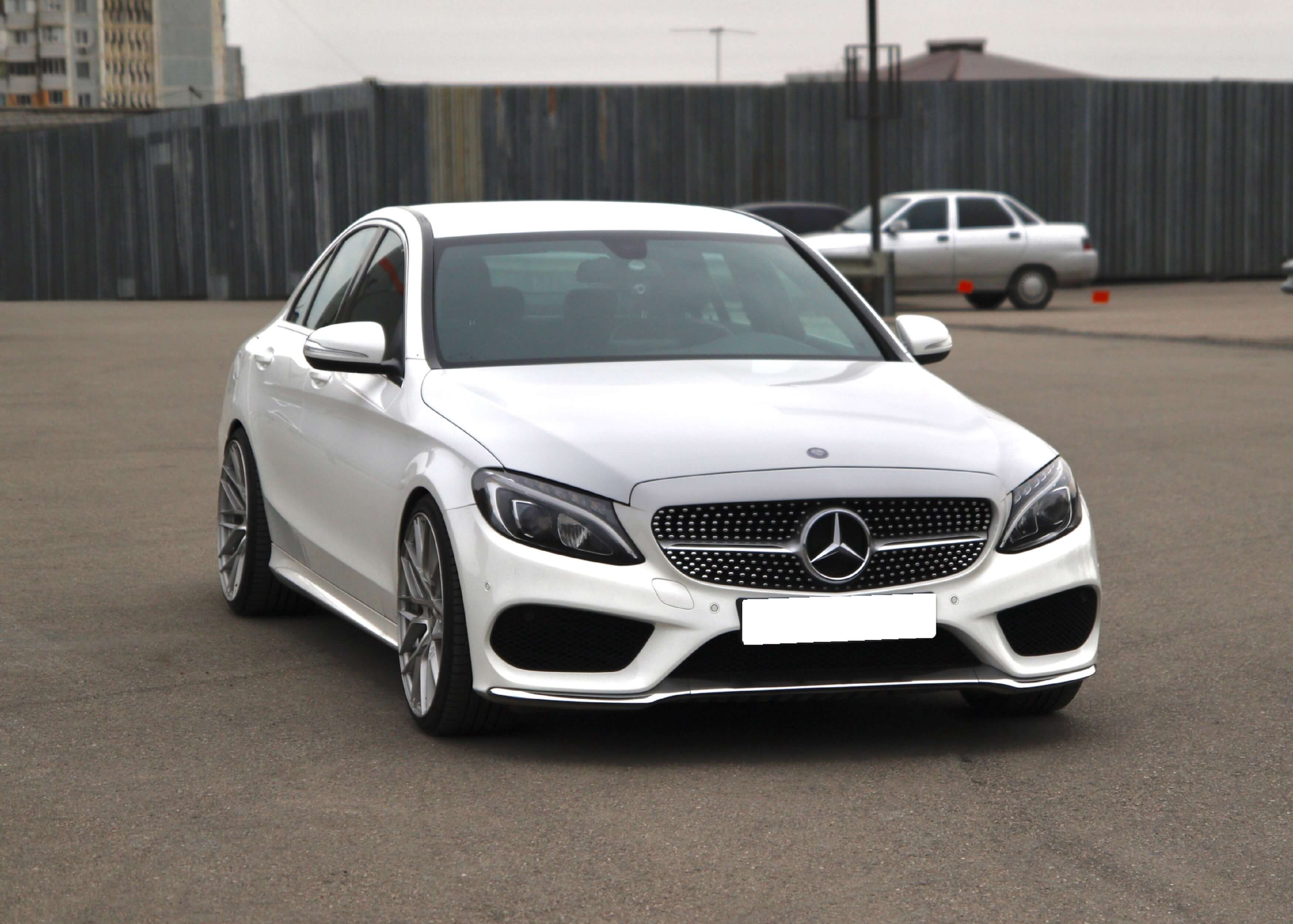Решітка радіатора Diamond Silver (з місцем під камеру) на Mercedes-Benz C-Class W205 2014-2018 року 5
